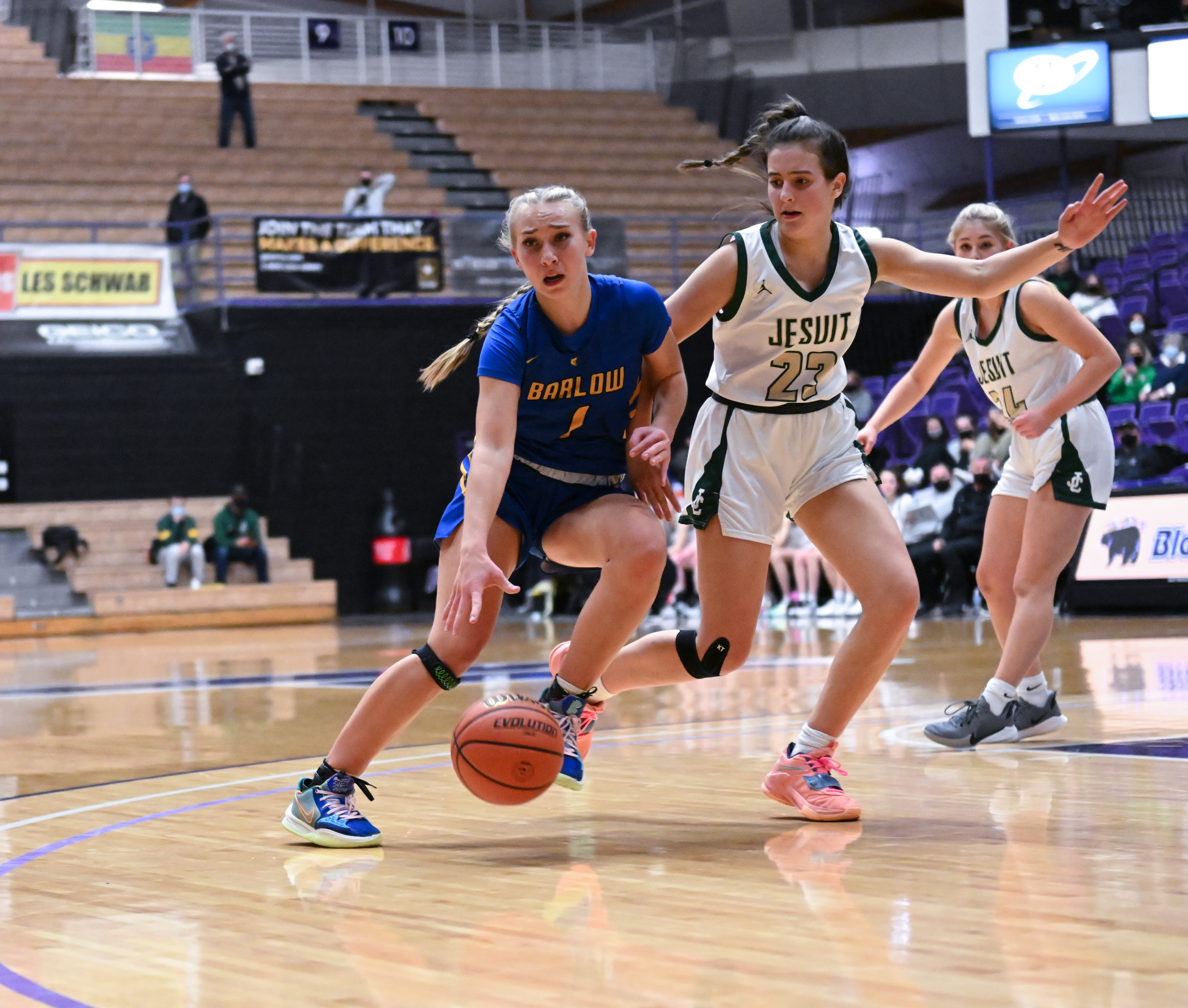 OSAA 6A girls basketball: Jesuit vs Barlow 