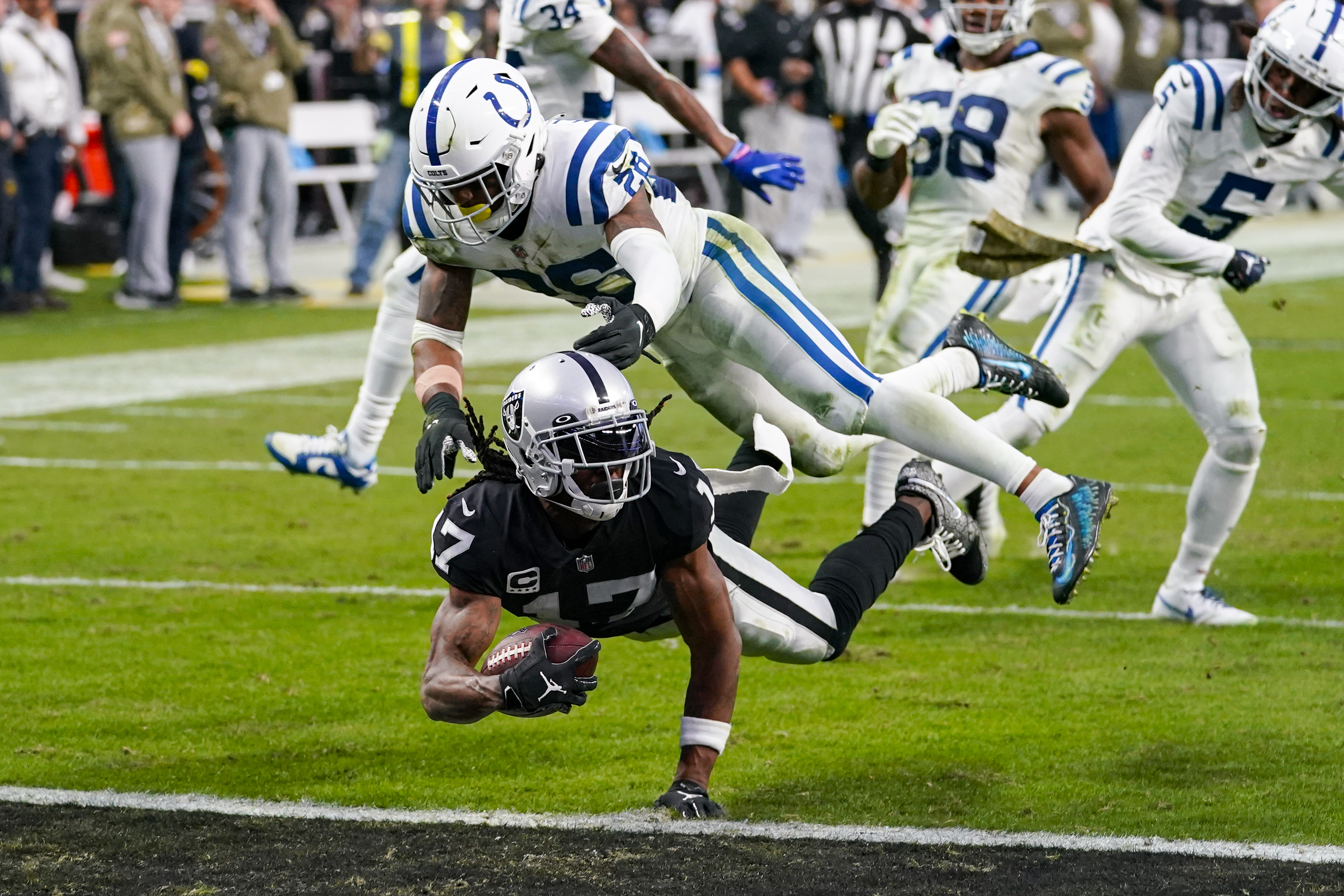 WATCH: Broncos rookie Jalen Virgil gets 1st NFL catch, a 66-yard