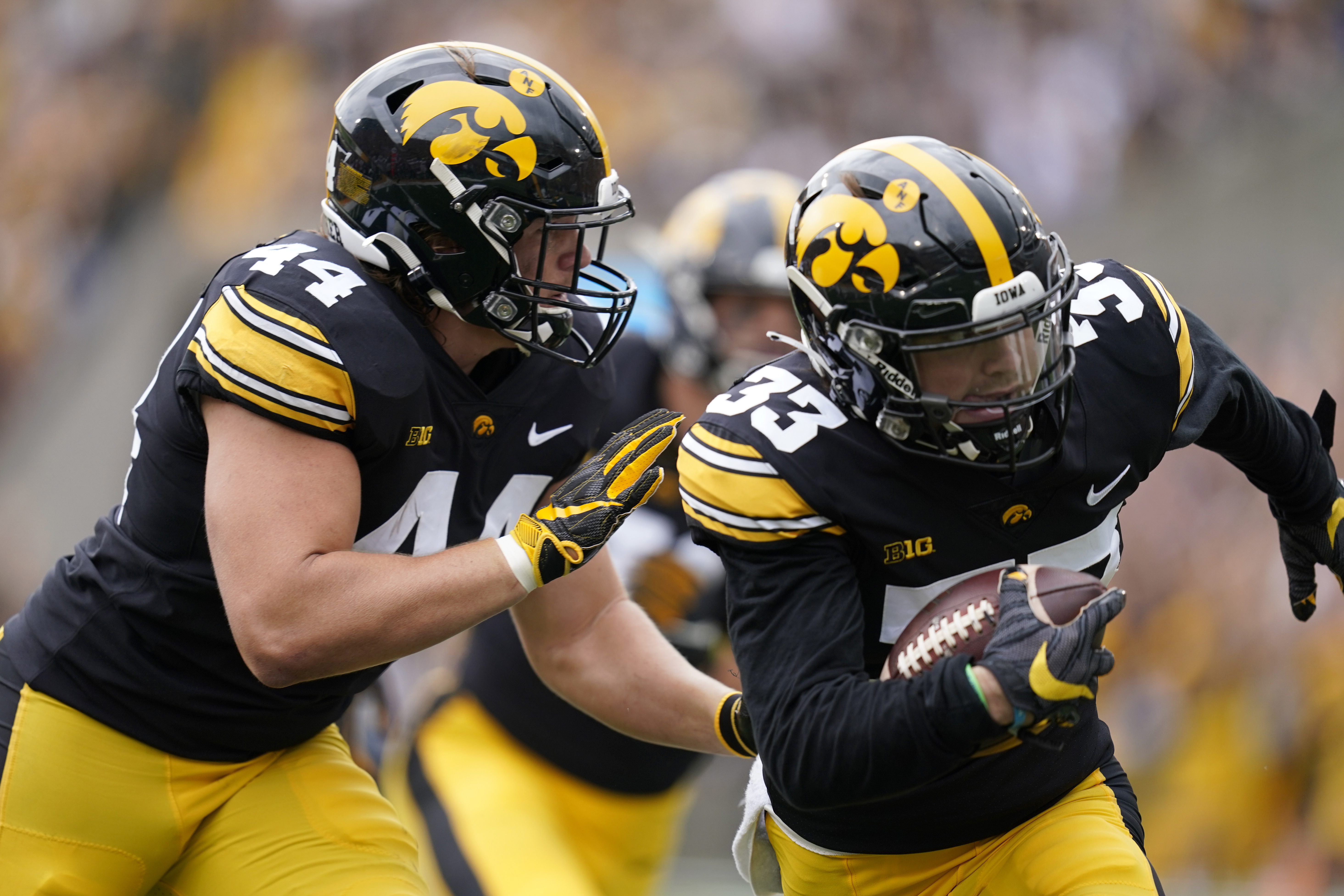 Iowa Hawkeyes vs. Iowa State Cyclones live stream, TV channel