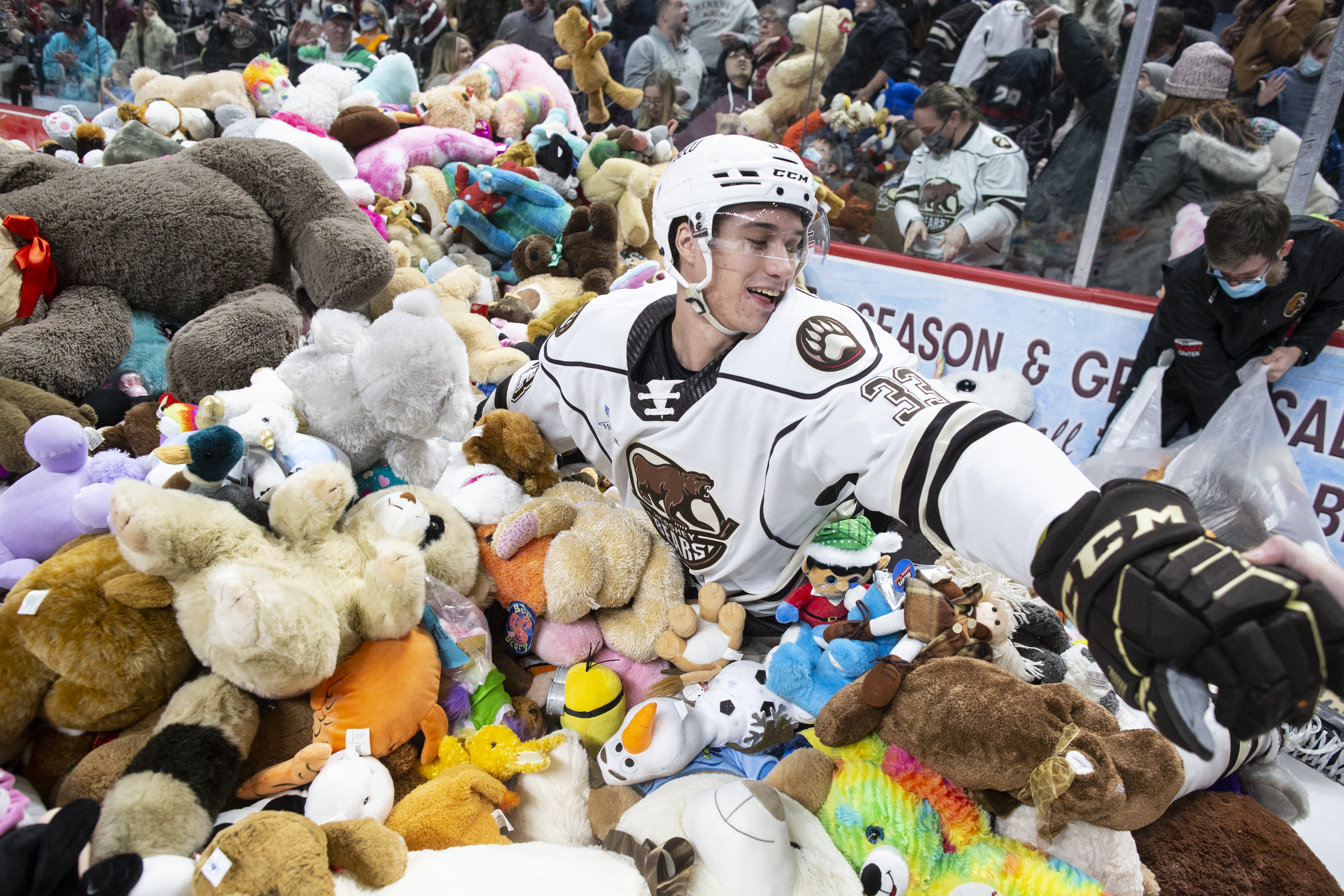 Top 5 Memorable Teddy Bear Toss Game Moments - The Hockey News