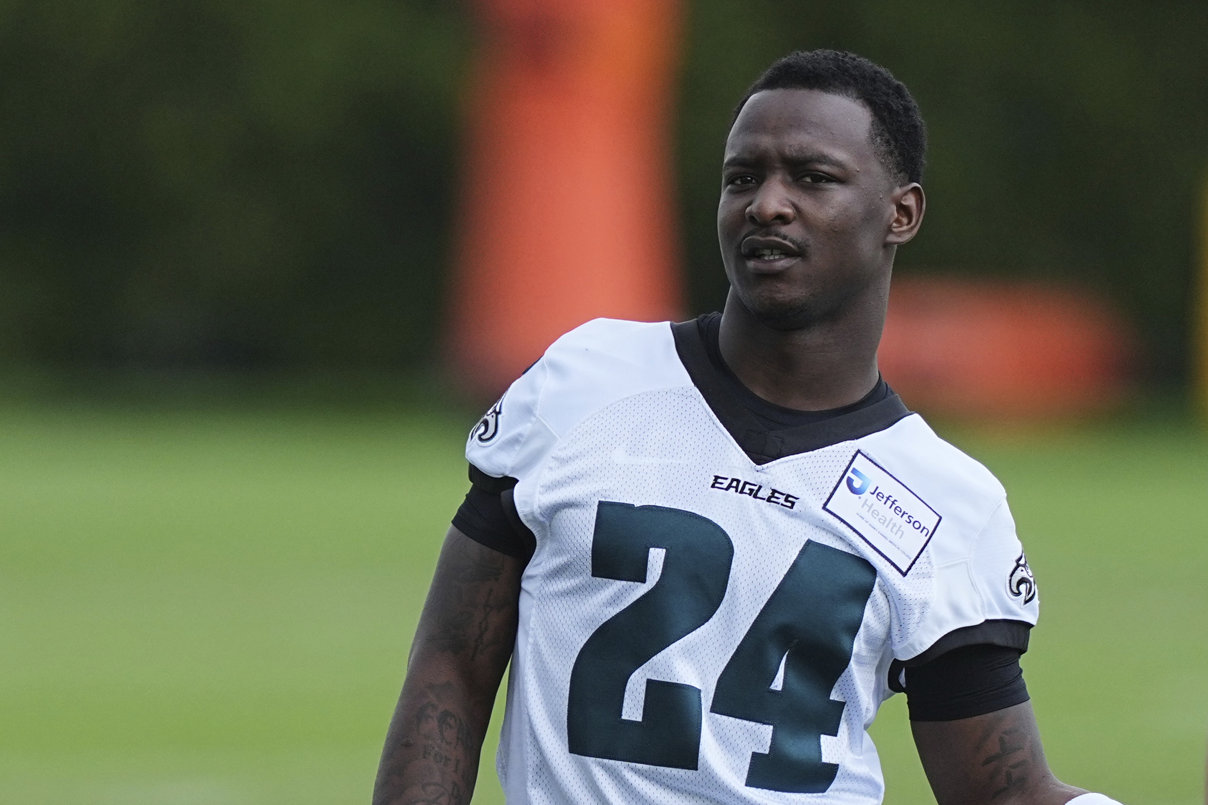Eagles news: Undersized rookie Andrew Mukuba is a 'quiet assassin' with  mean streak - lehighvalleylive.com