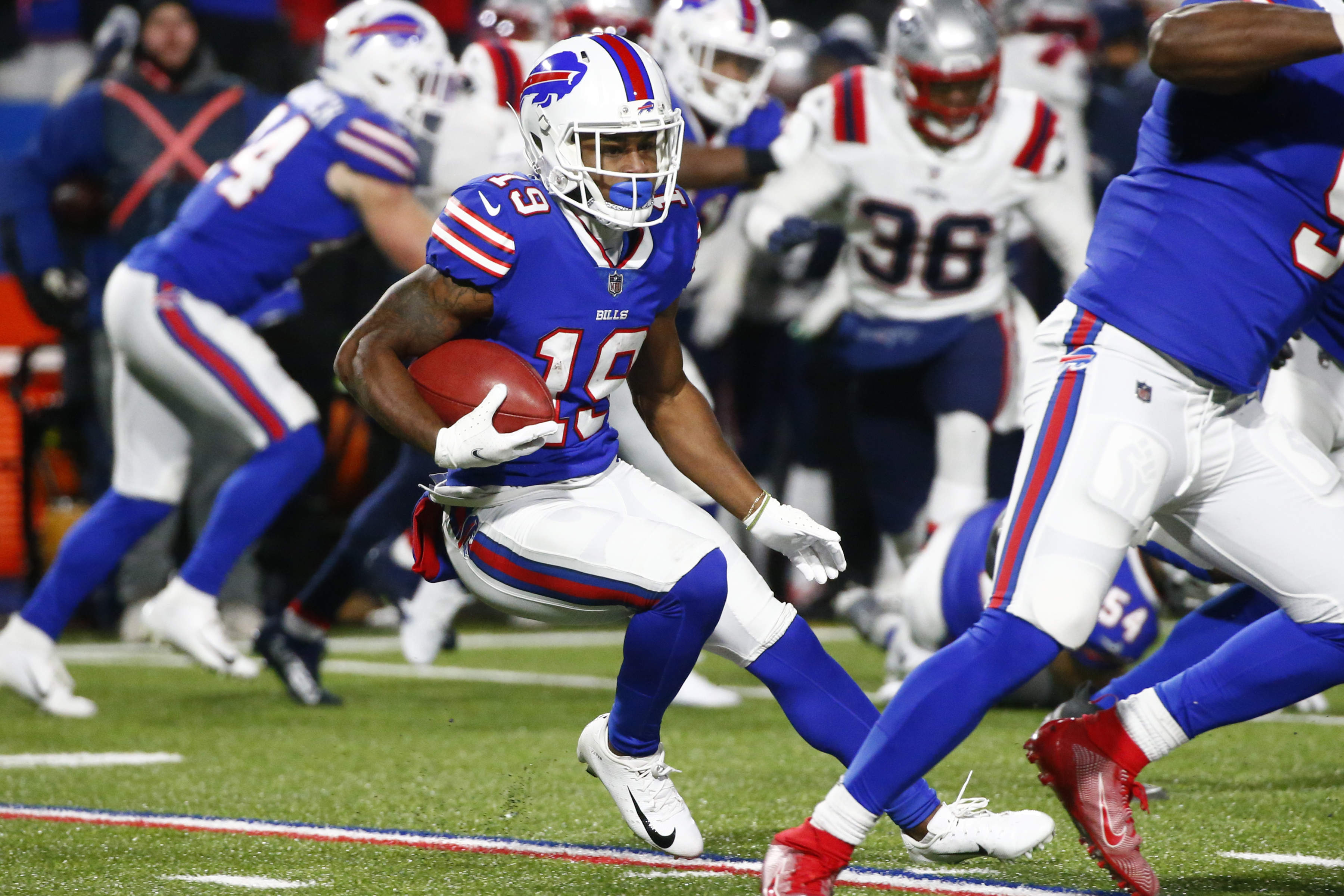 FanDuel promo code & early betting preview for Bills vs. Patriots on TNF 