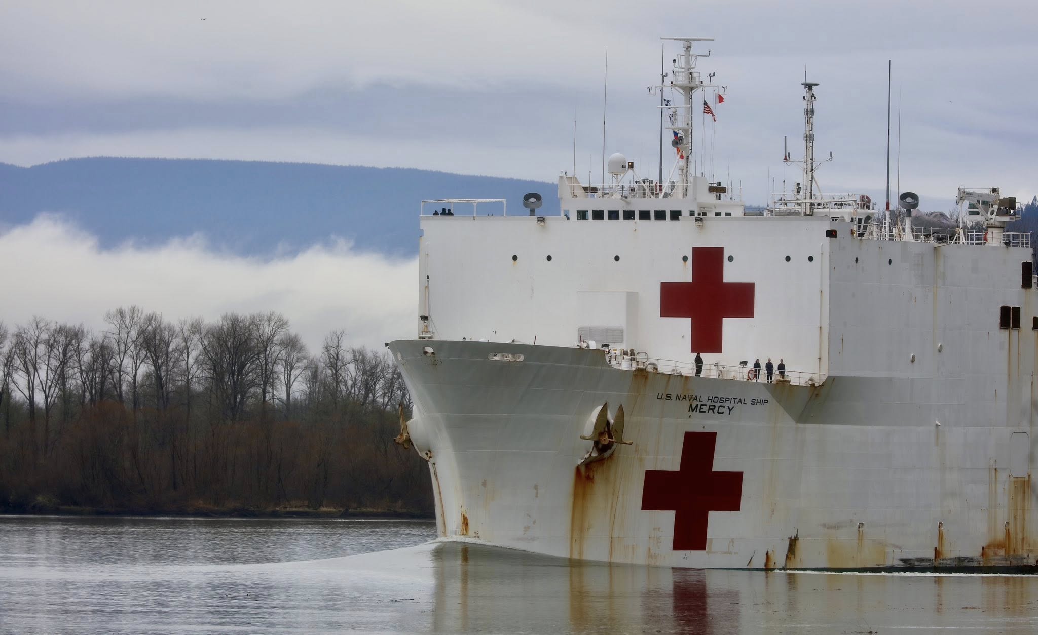 USNS Mercy, 1,000 bed floating hospital, arrives in Portland for ...