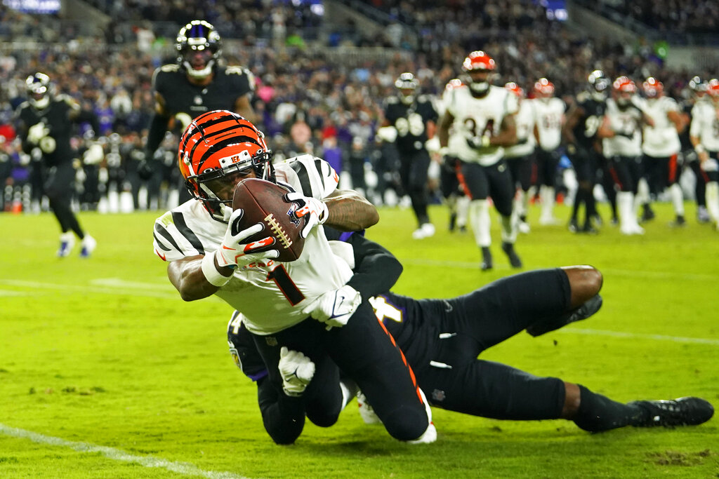 Bengals' Burrow and Chase dominate Ravens as Chiefs slump to