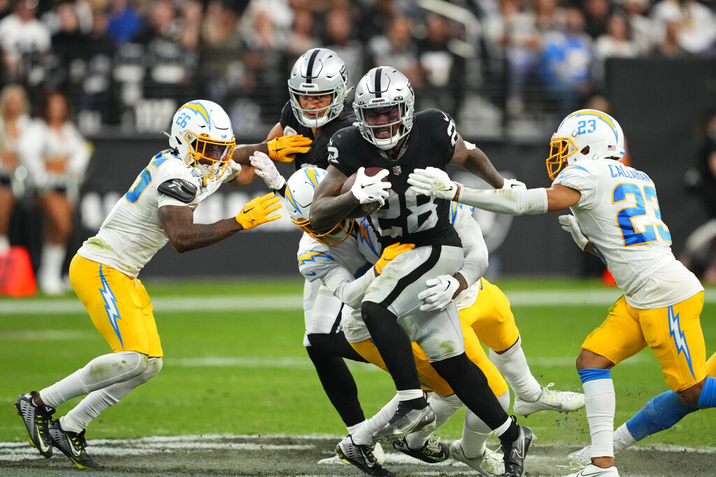 What TV channel is Raiders vs Chargers game on today? Free live stream,  odds (10/1/2023) 