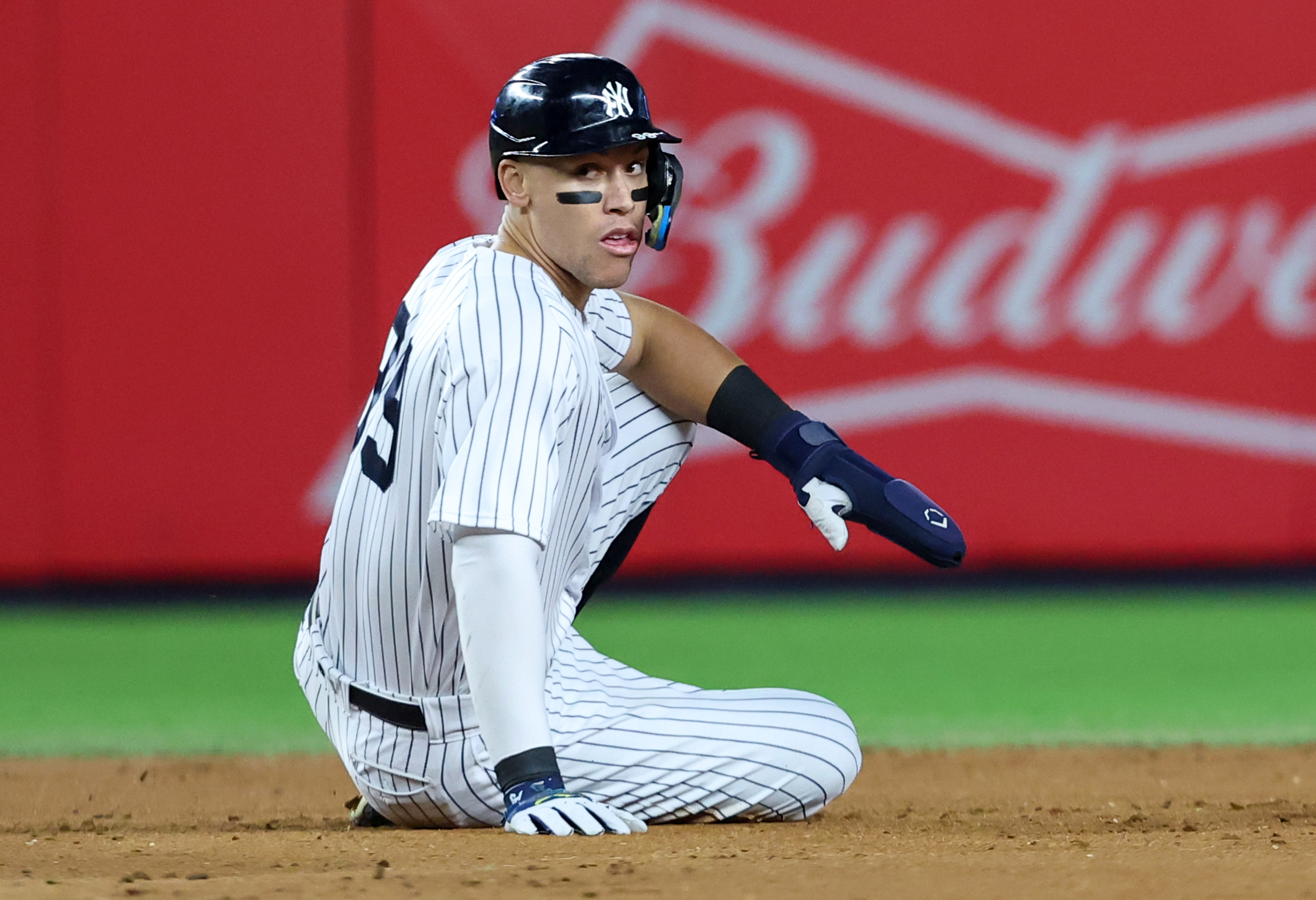 Eric Hubbs on X: Why does Gleyber Torres look like he's a