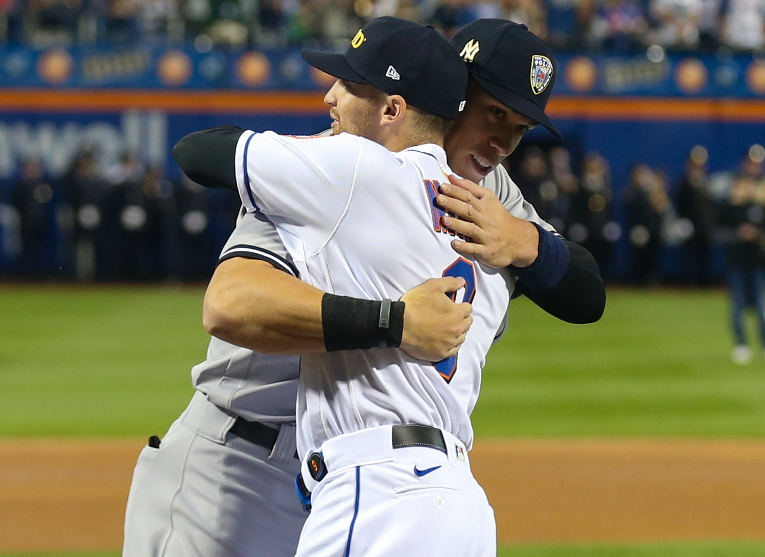 Yankees, Mets combine to make MLB history 