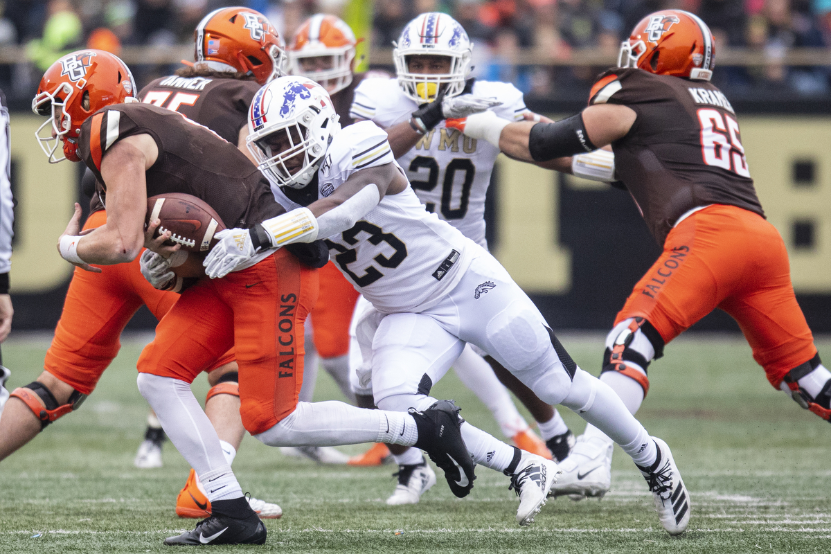 Broncos Place 13 On Athlon Preseason All-MAC Team - Western Michigan  University Athletics