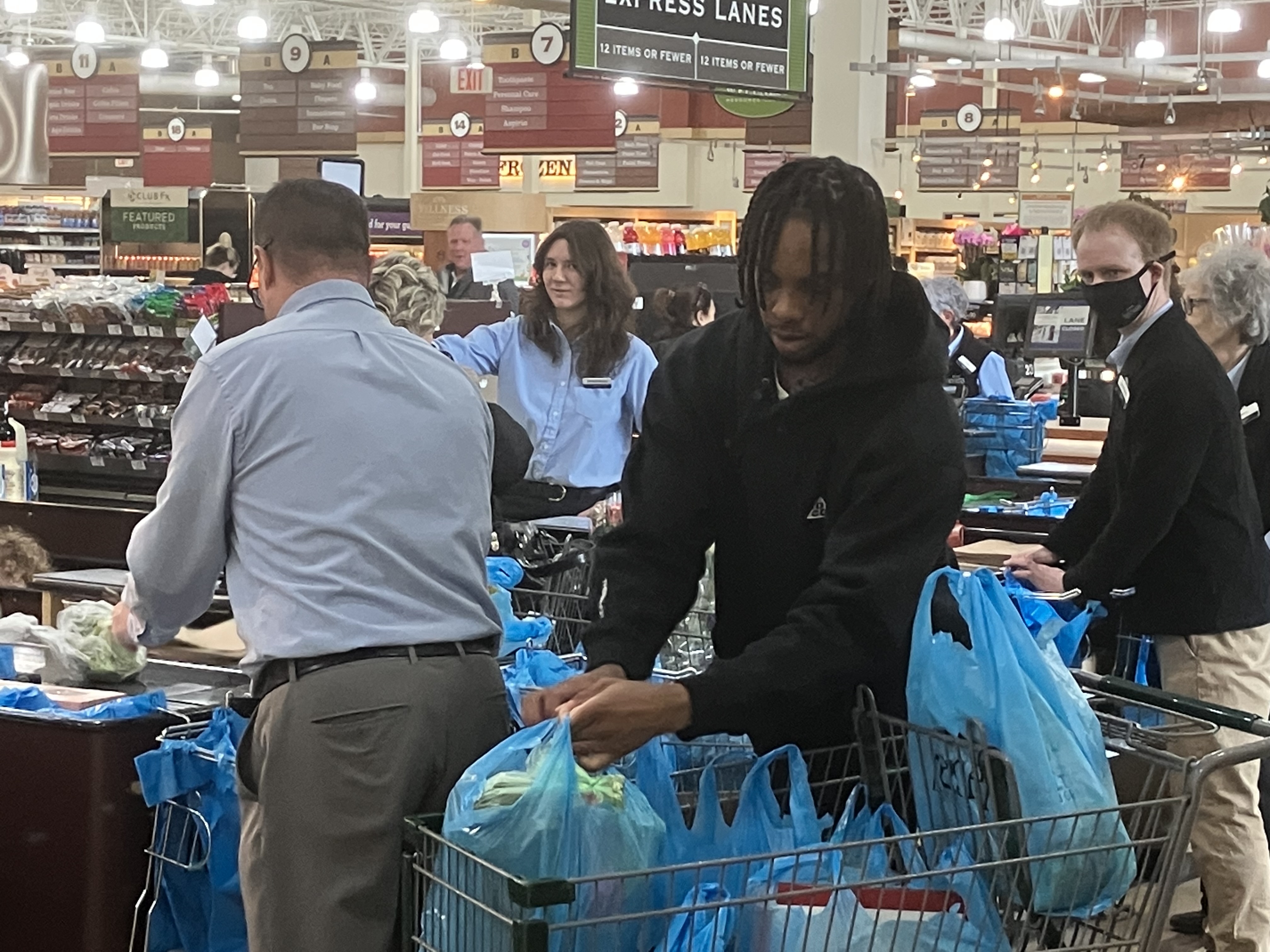 Cavs' Darius Garland continues building connection with city in