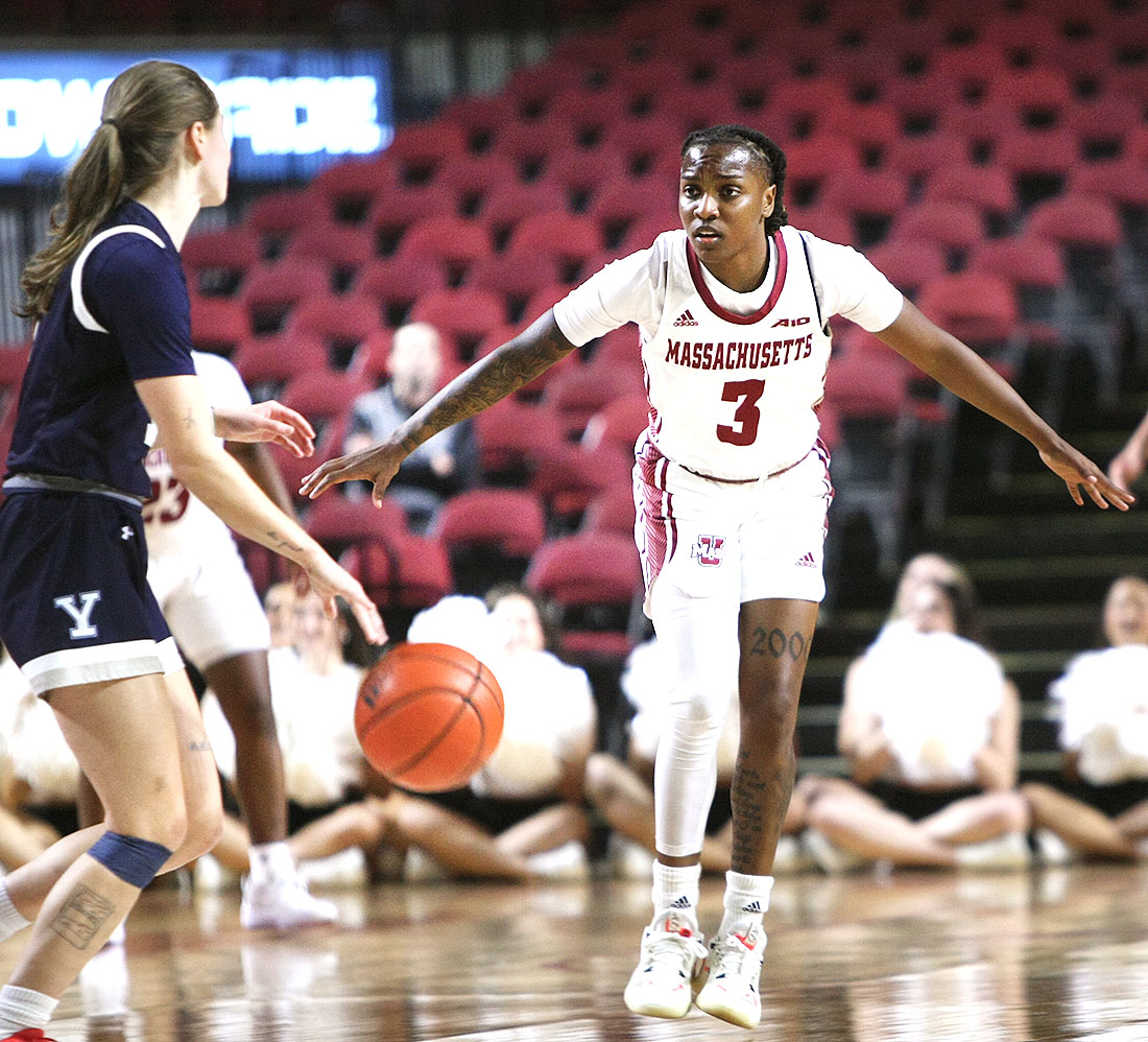 UMass Women's Basketball vs Yale 11/30/22 - masslive.com