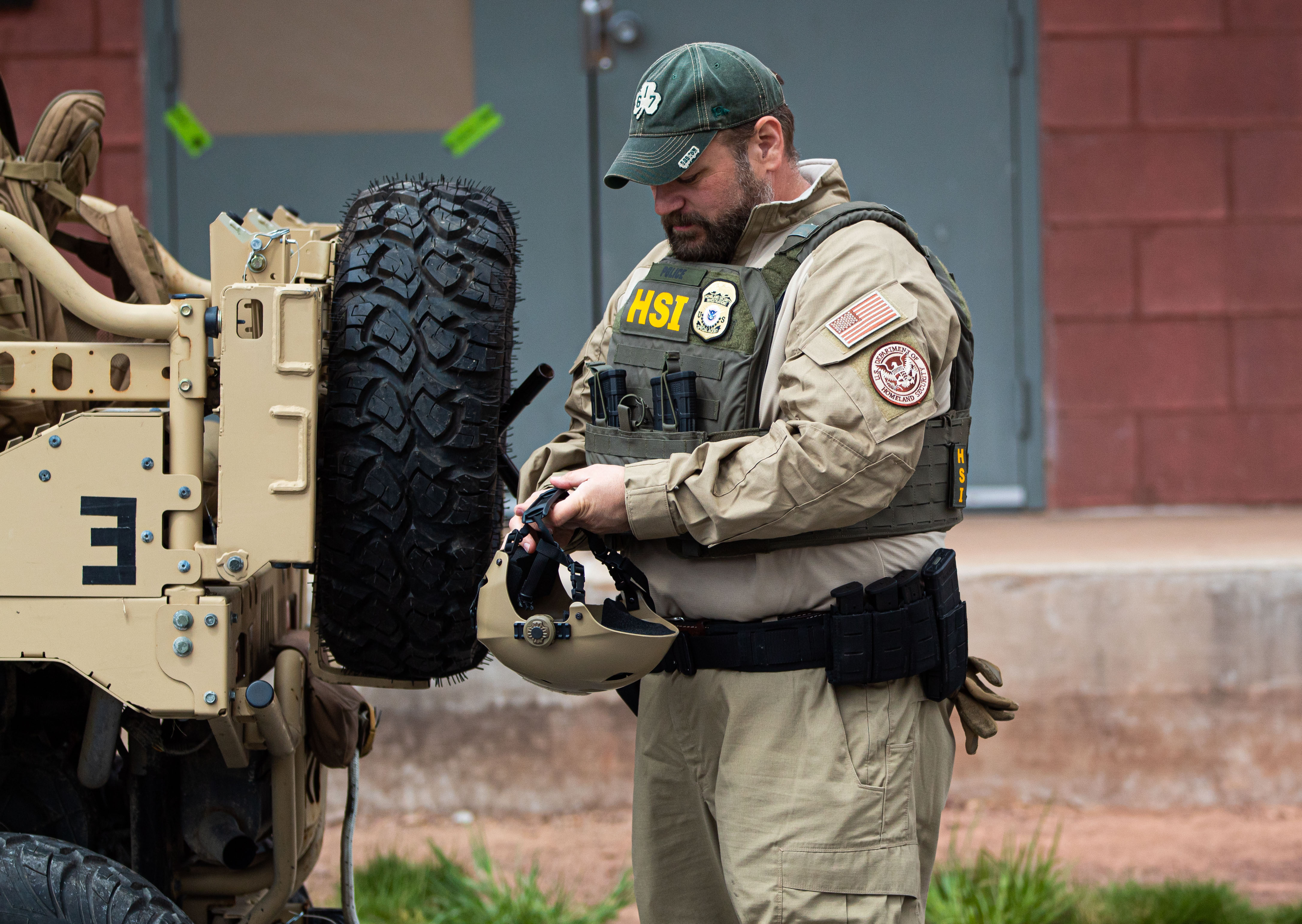 hsi-rapid-response-team-conducts-field-exercises-at-ft-indiantown-gap