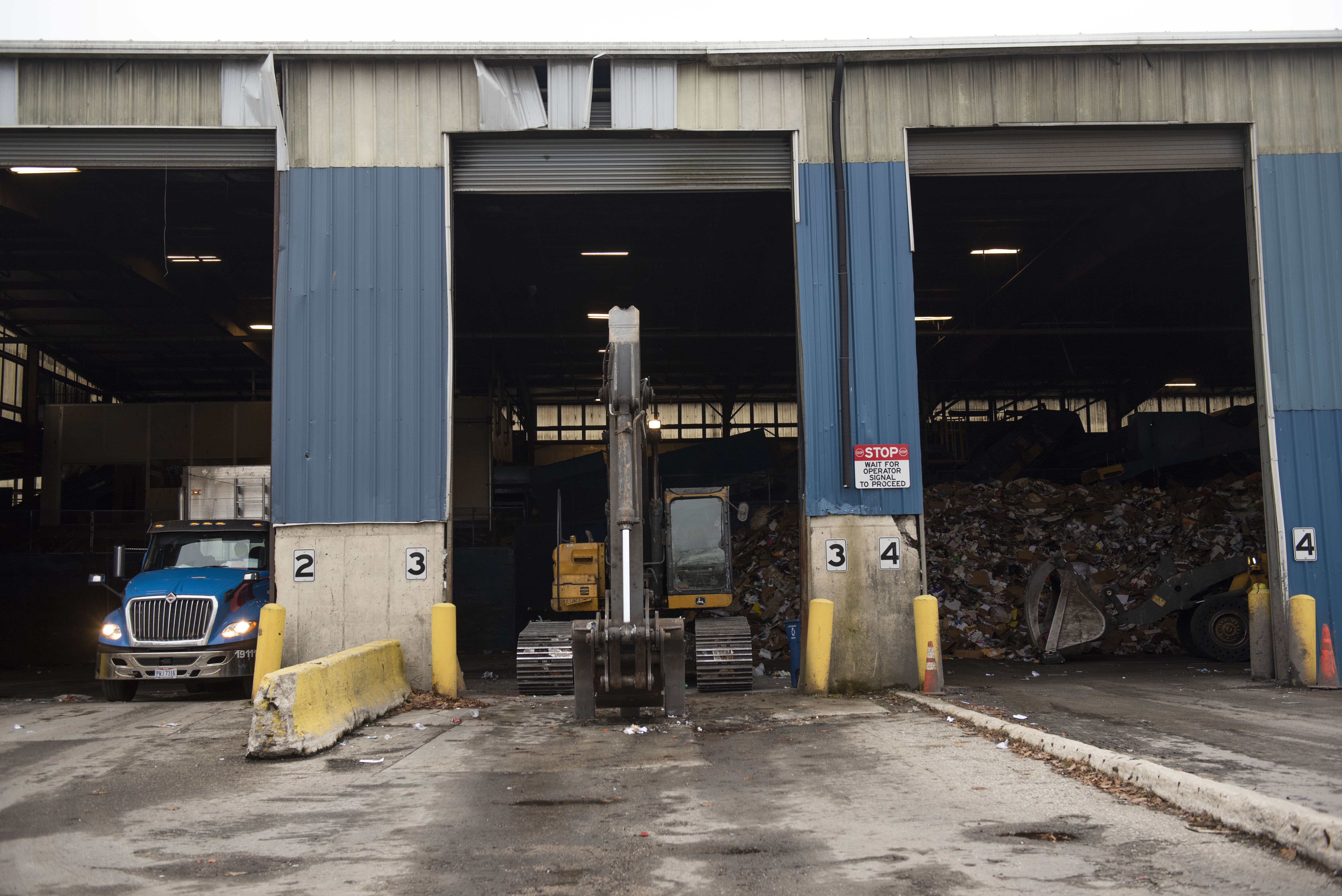 Ann Arbor opening new recycling plant. Here's what not to put in curbside  bins. 