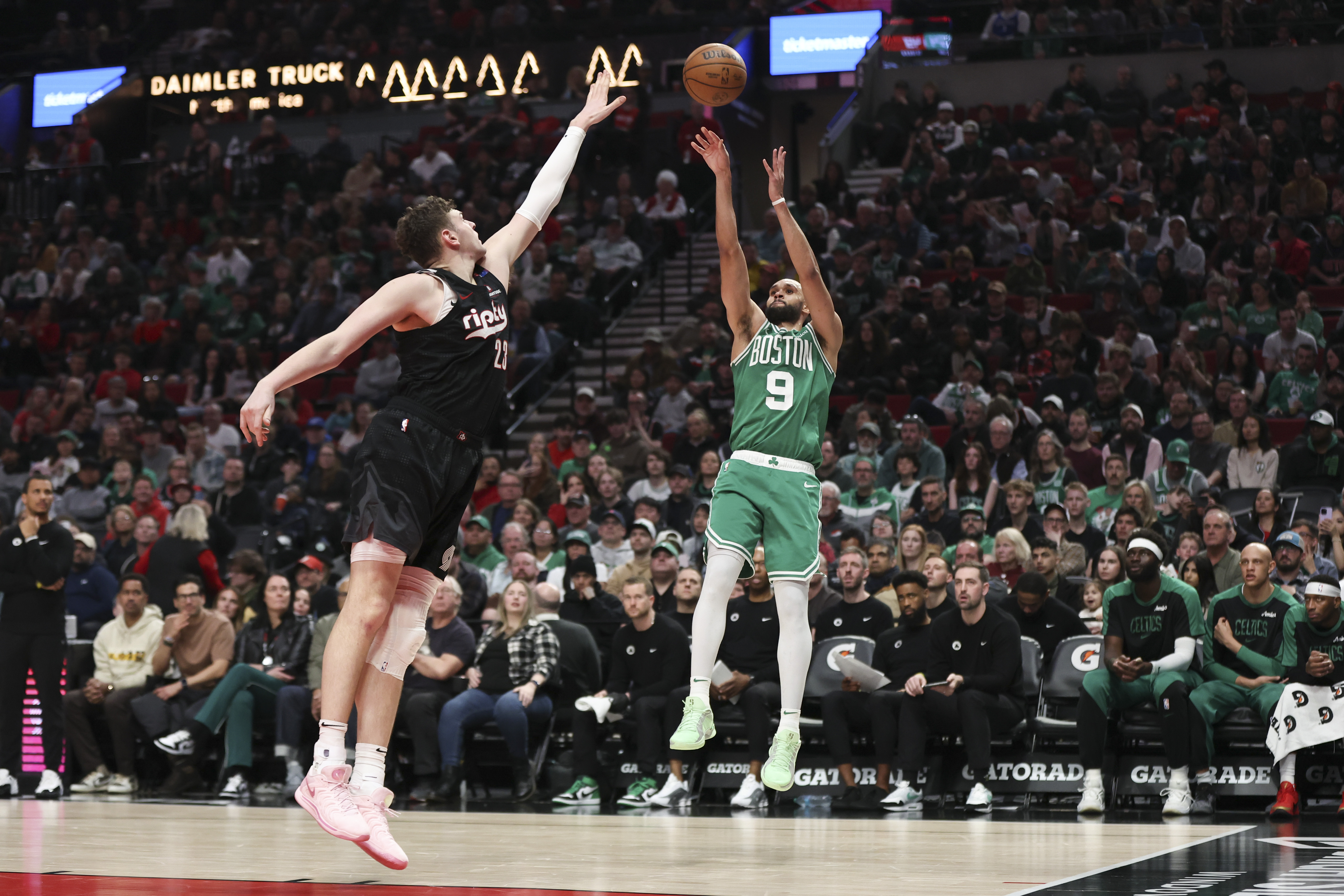 Trail Blazers can't keep pace with hot-shooting Celtics during