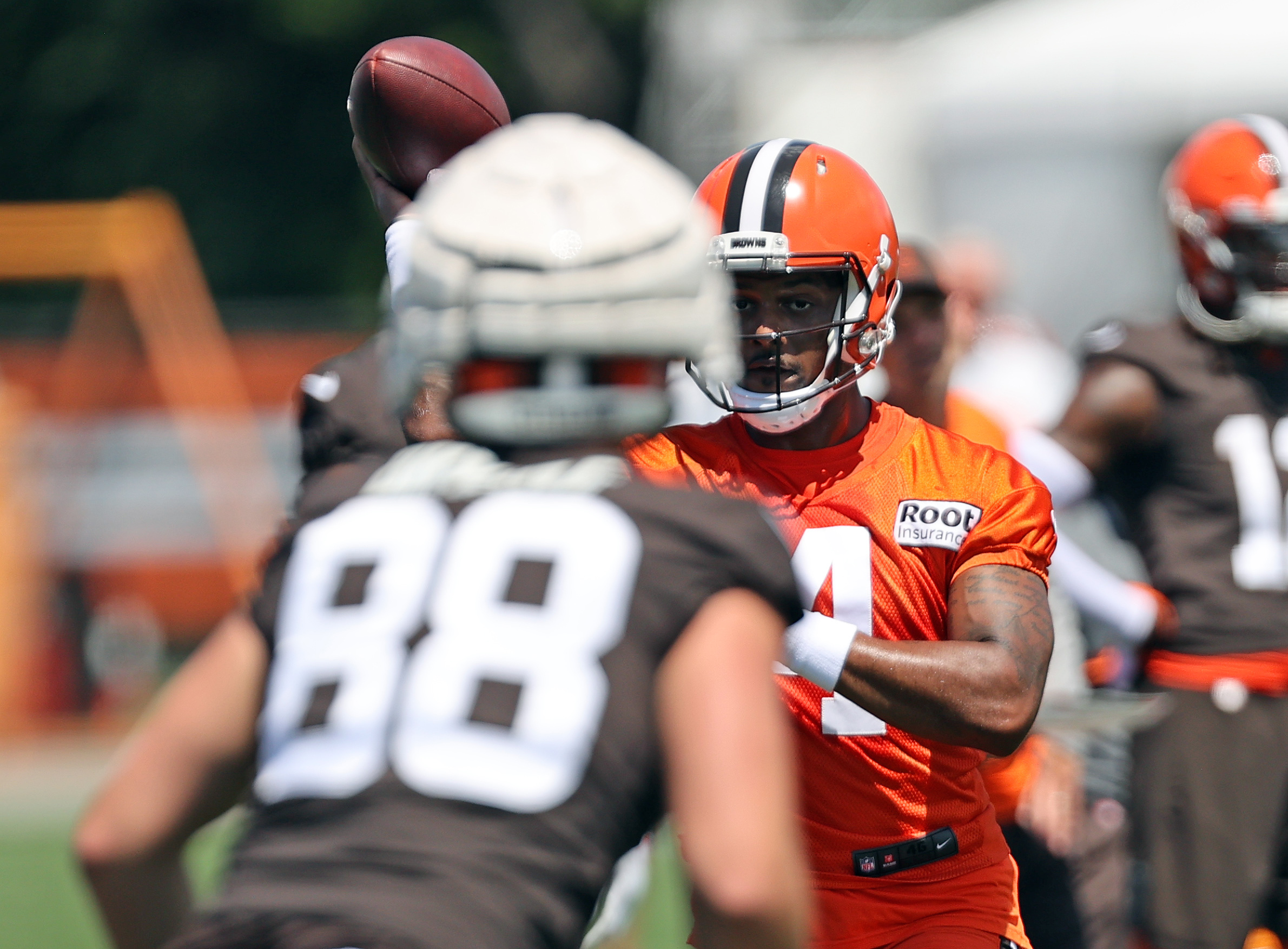 Cleveland Browns tight end Harrison Bryant (88) runs with the ball