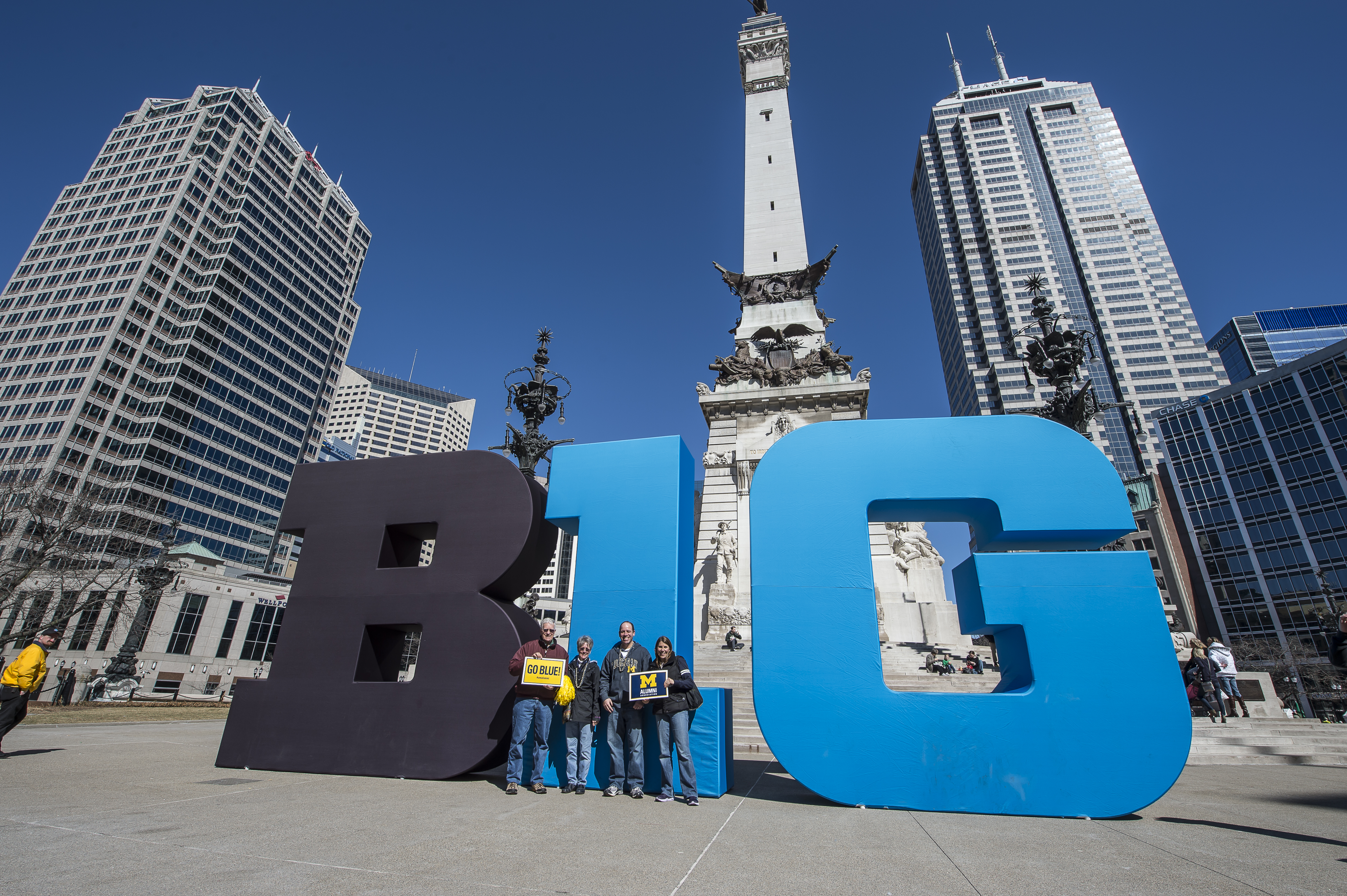 Where to Eat, Drink, & Watch the Big Ten Tournament in Indy 