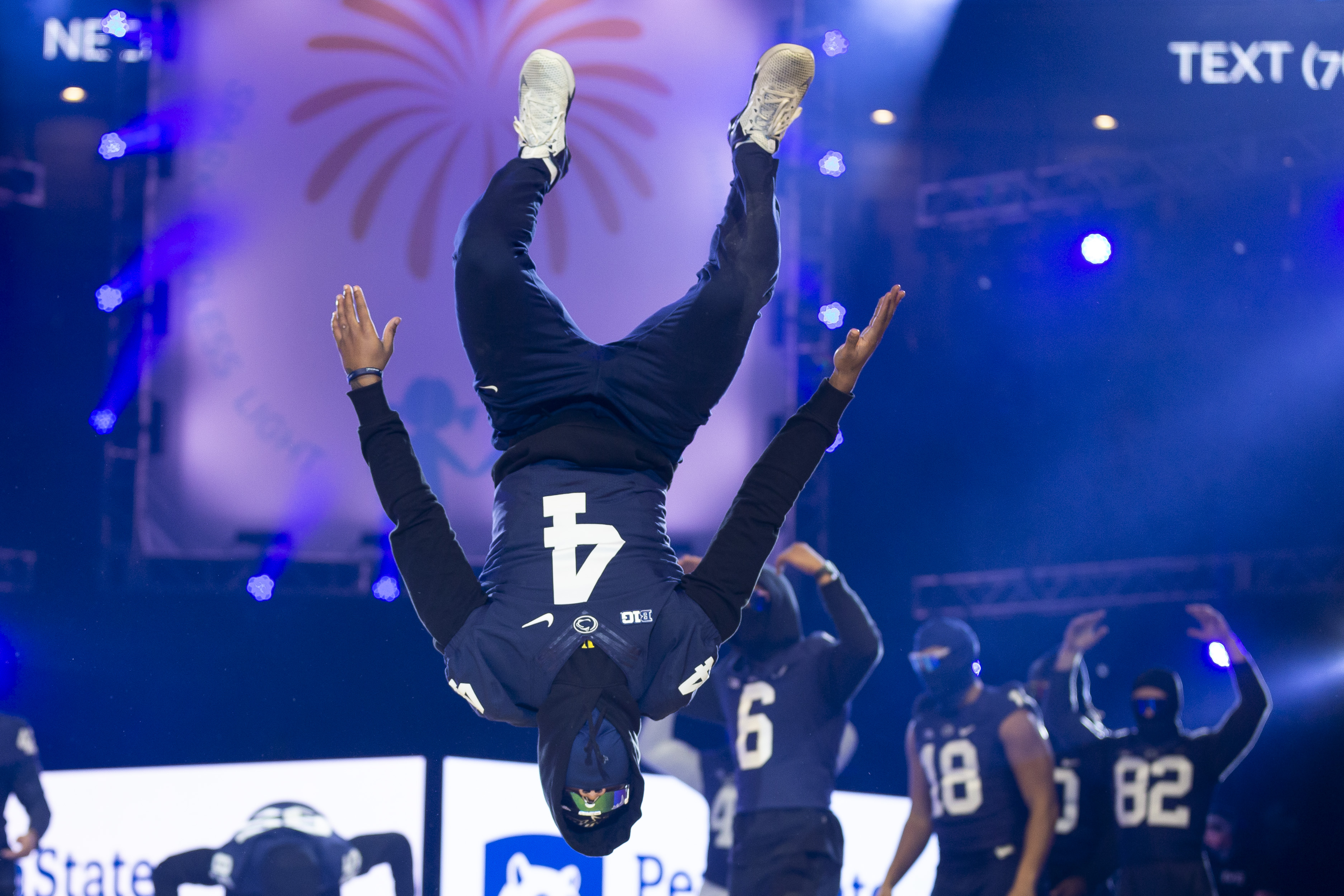 Central Ohio native is star dancer in Super Bowl halftime show