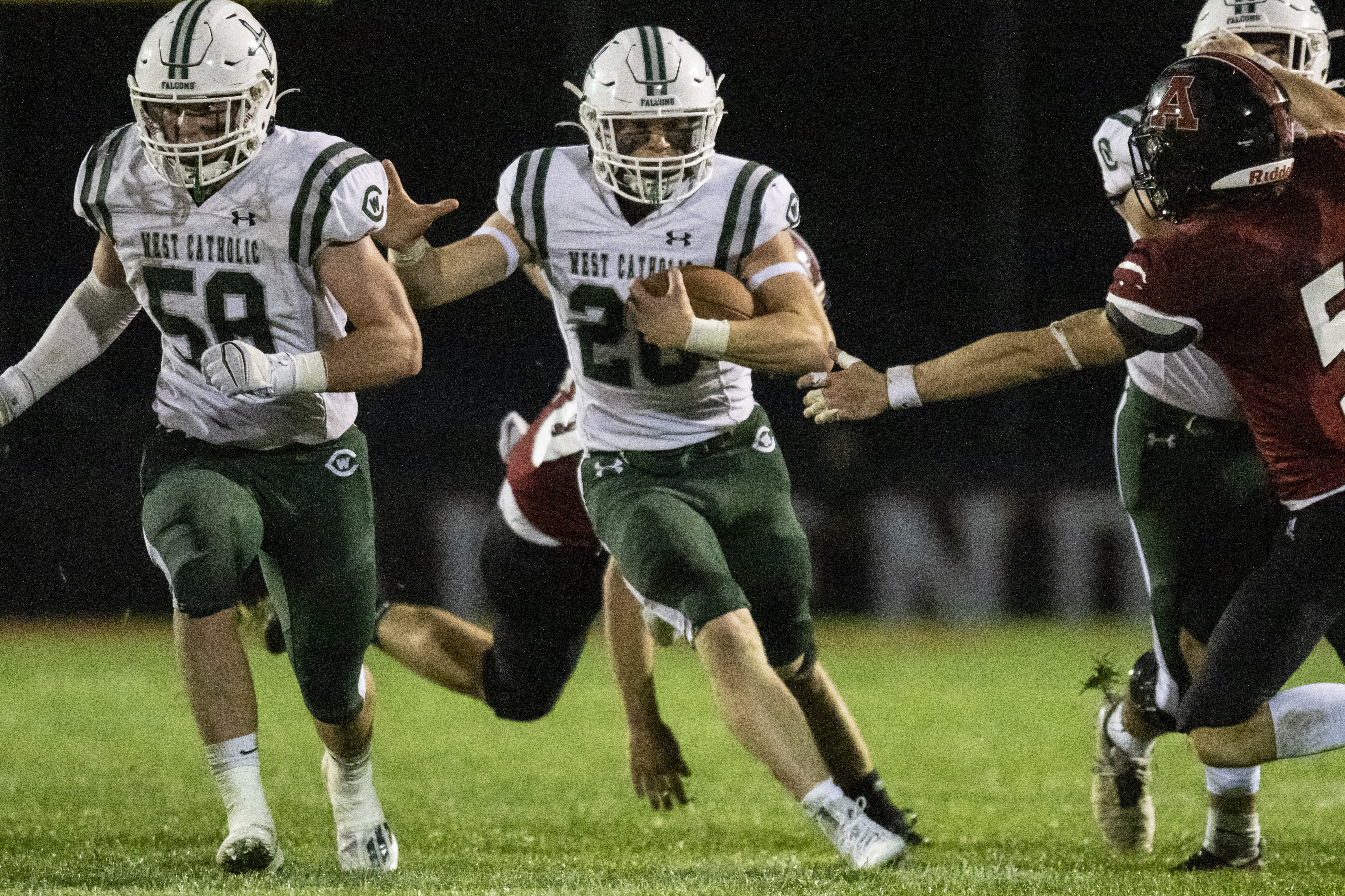 Huskies pull away late to beat Colorado 27-13