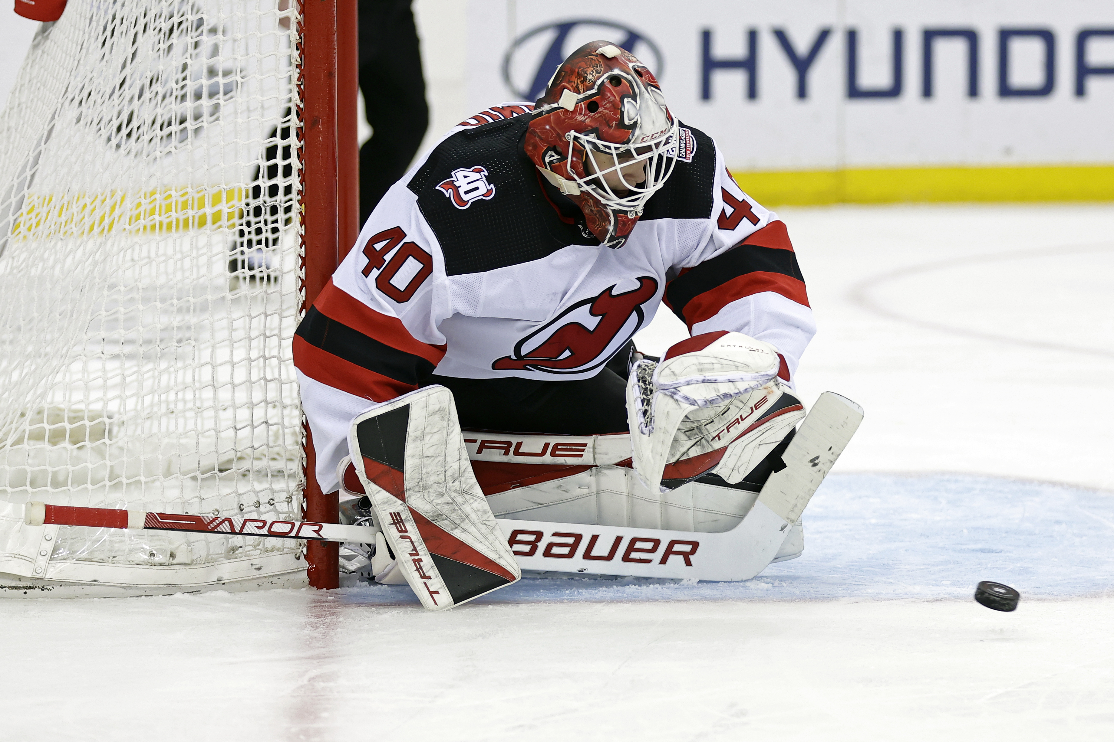 Devils' improved defense helps calm Akira Schmid amid meteoric first-round  rise 