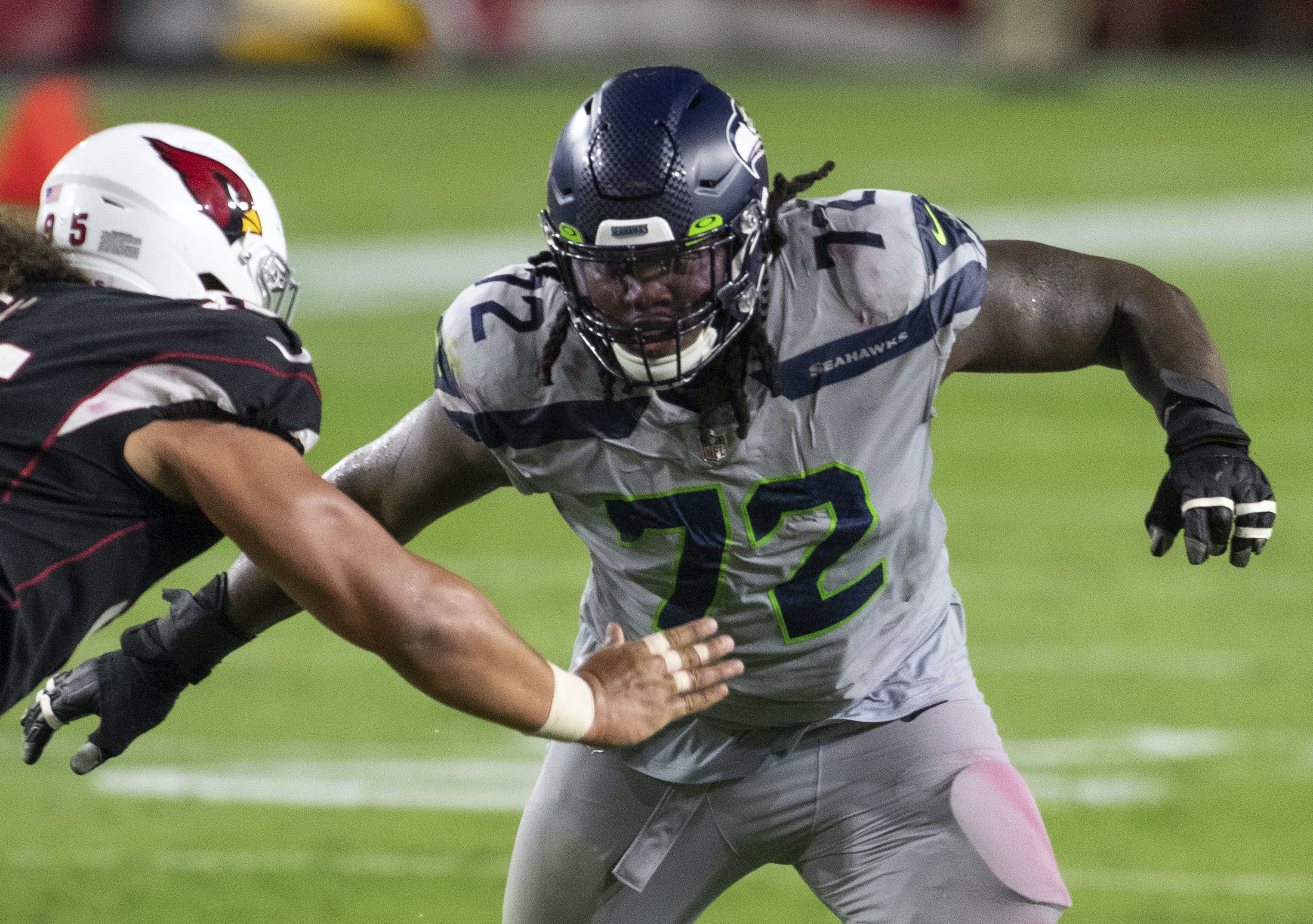 Seattle Seahawks activate Brandon Shell from reserve/COVID-19 list, expect  to have starting O-line for wild card playoff 