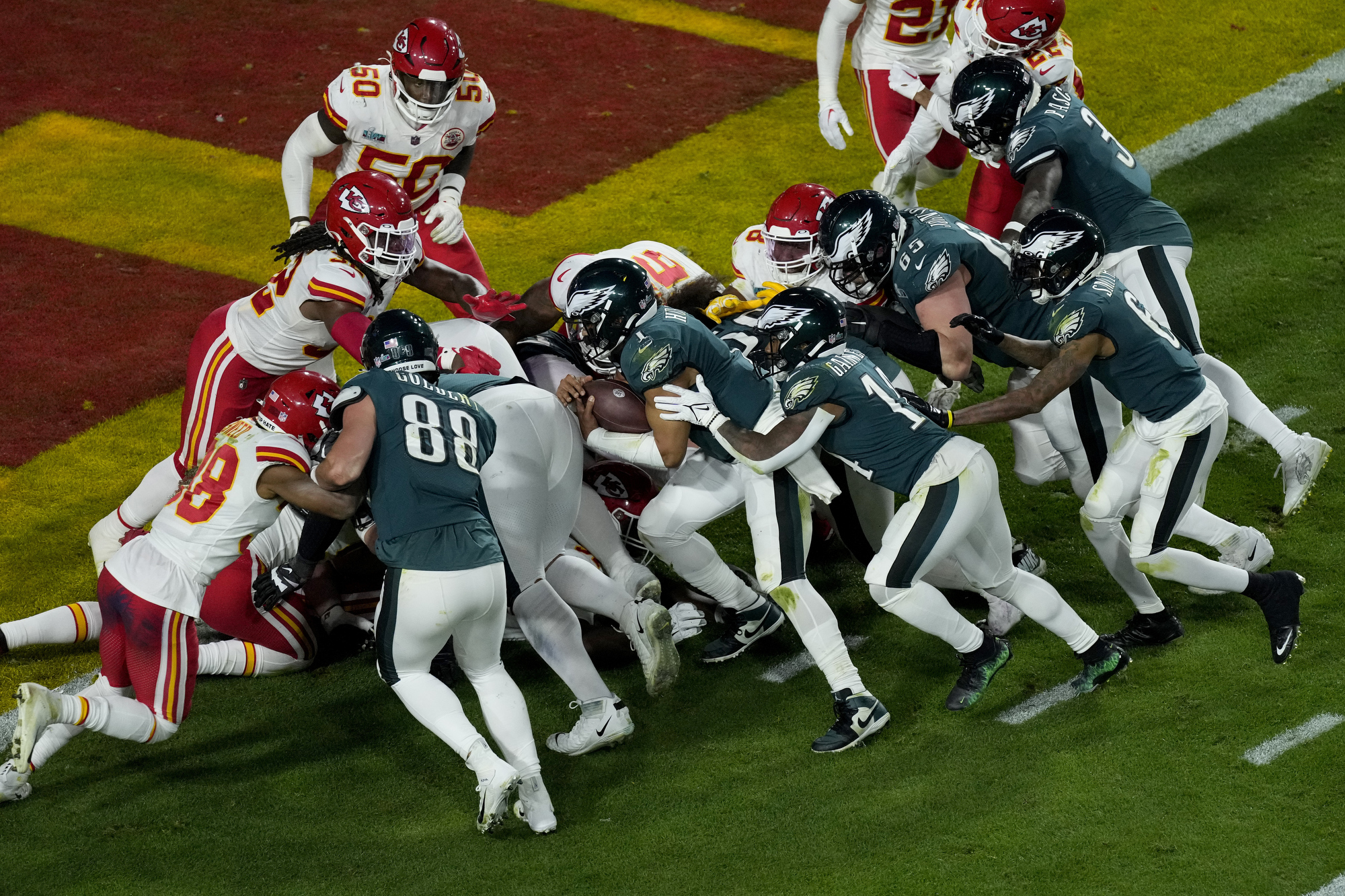 The NFL shocks everyone with the decision it made regarding the Eagles'  controversial play - A to Z Sports