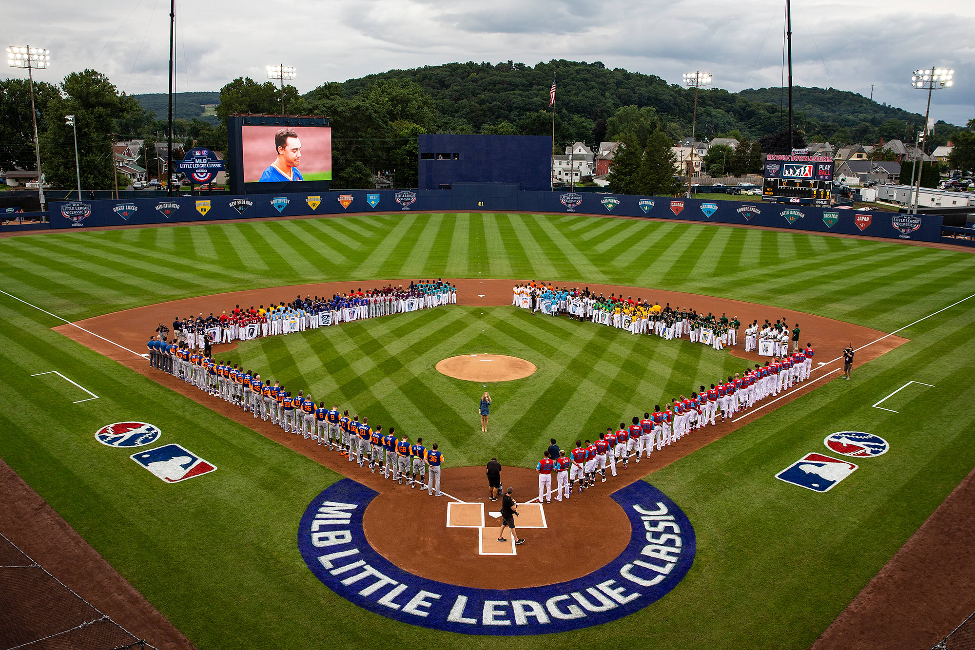 The Angels and Cleveland will be rocking LLWS-inspired uniforms for the Little  League Classic - Article - Bardown