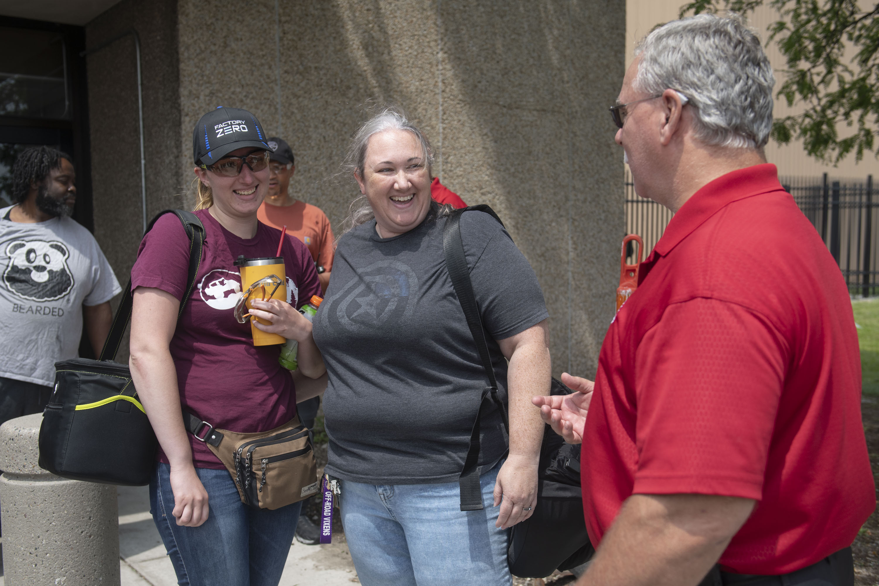 UAW leaders meet with Big 3 workers before contract negotiations begin ...