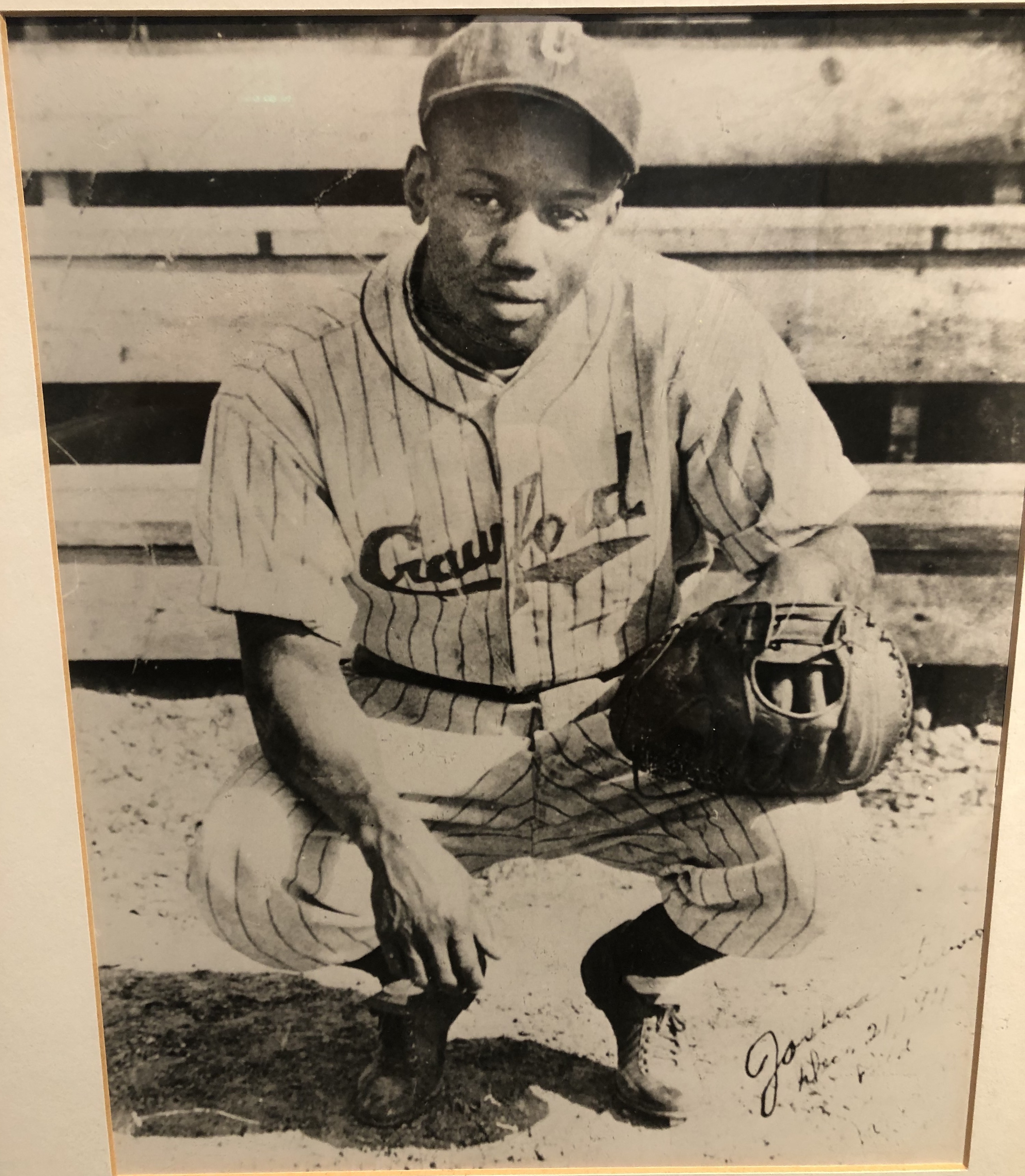 The Negro League Newark Eagles pose at home in Ruppert Stadium for