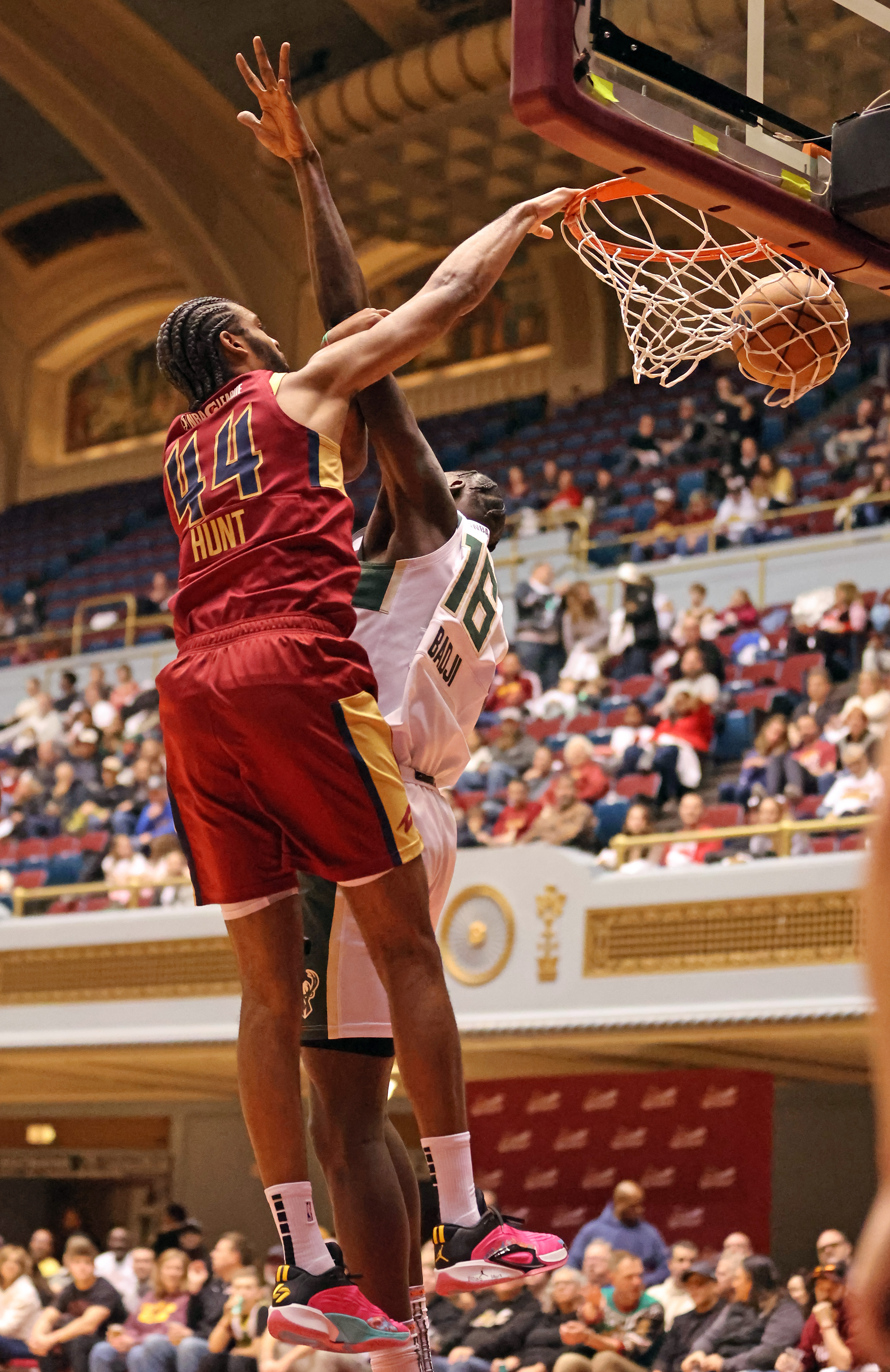 Cleveland Charge vs. Wisconsin Herd, December 13, 2024 - cleveland.com