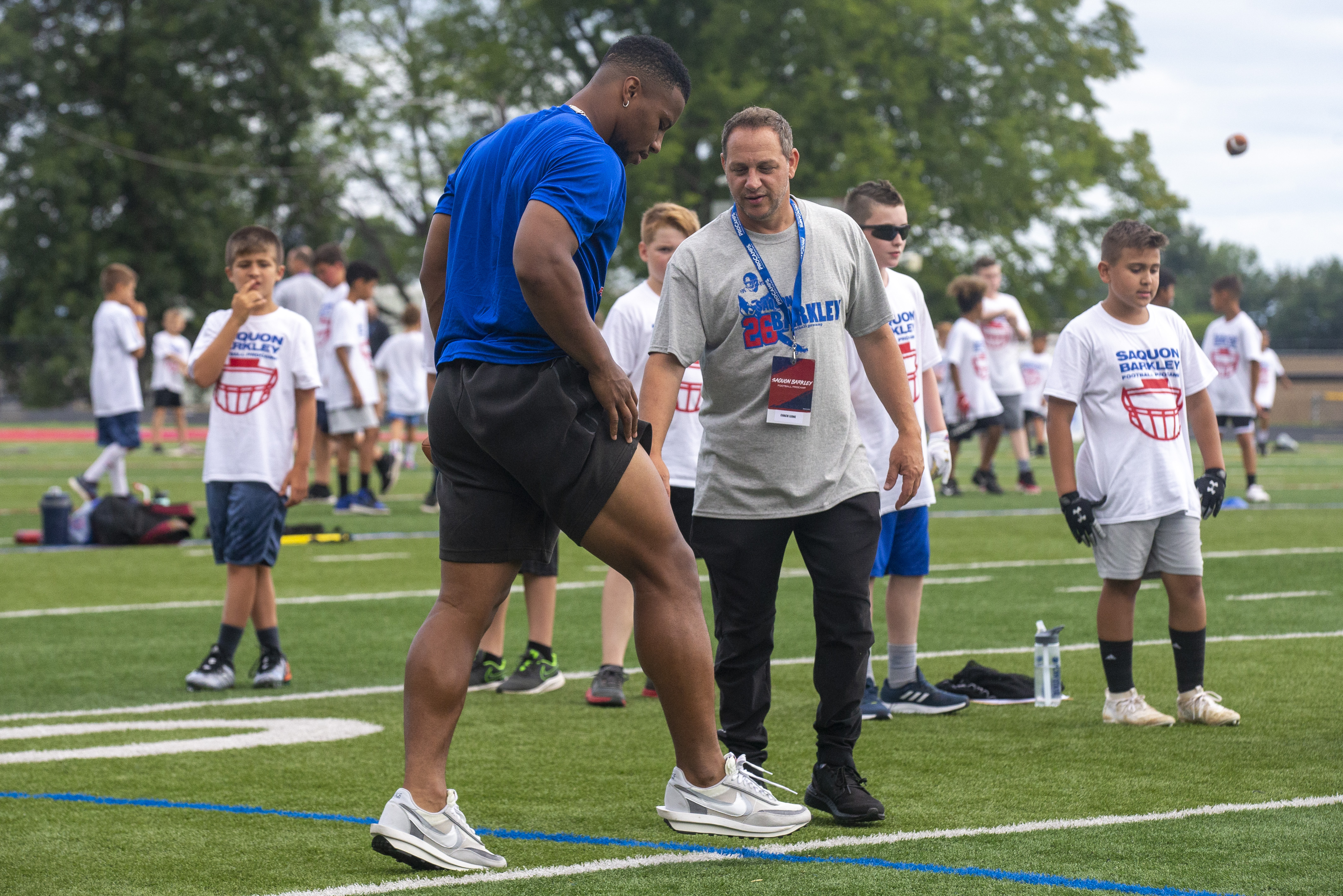 NY Giants: Saquon Barkley looking strong amidst rehab in Arizona.