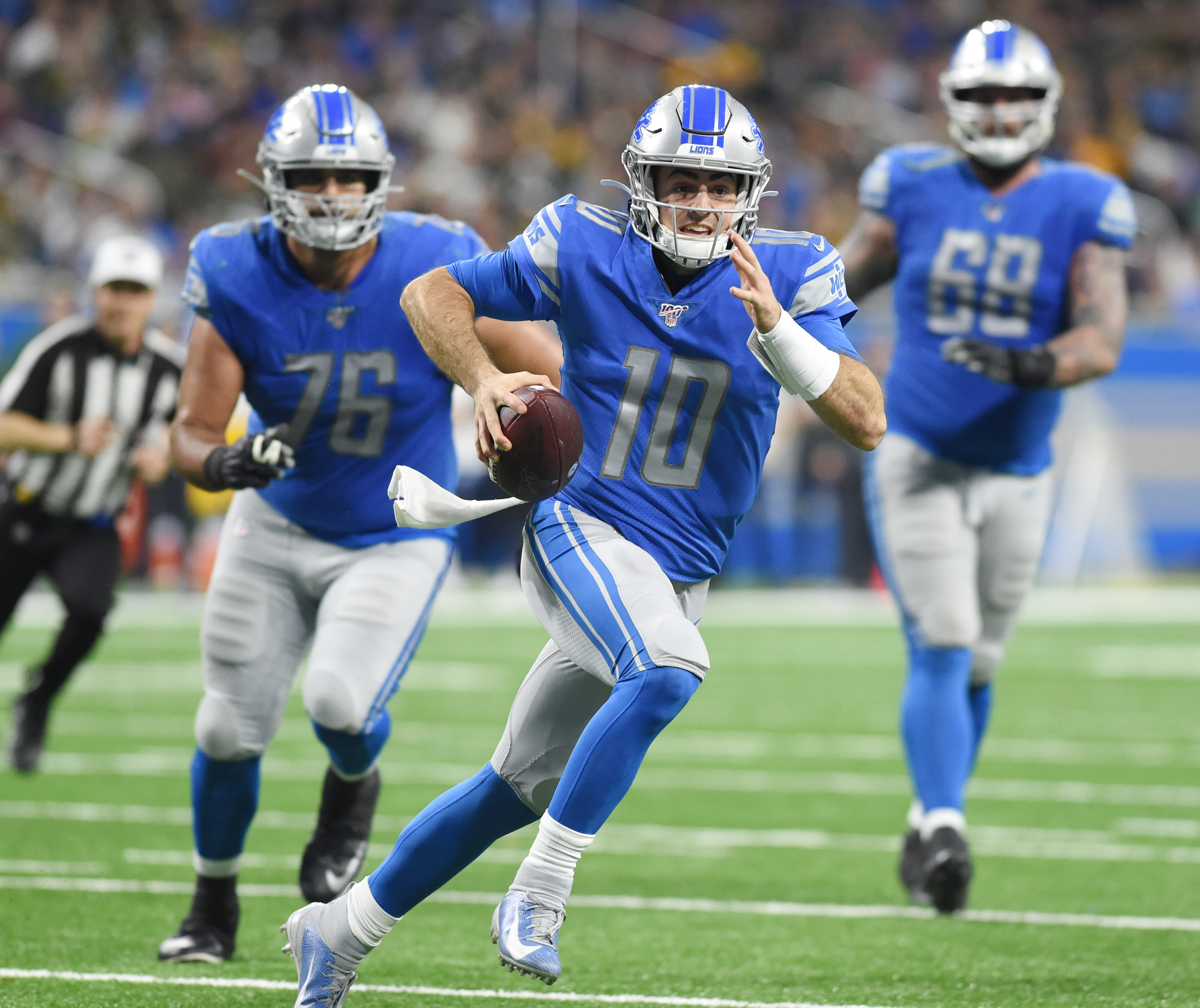 Lions sign David Blough off practice squad, activate Joe Dahl