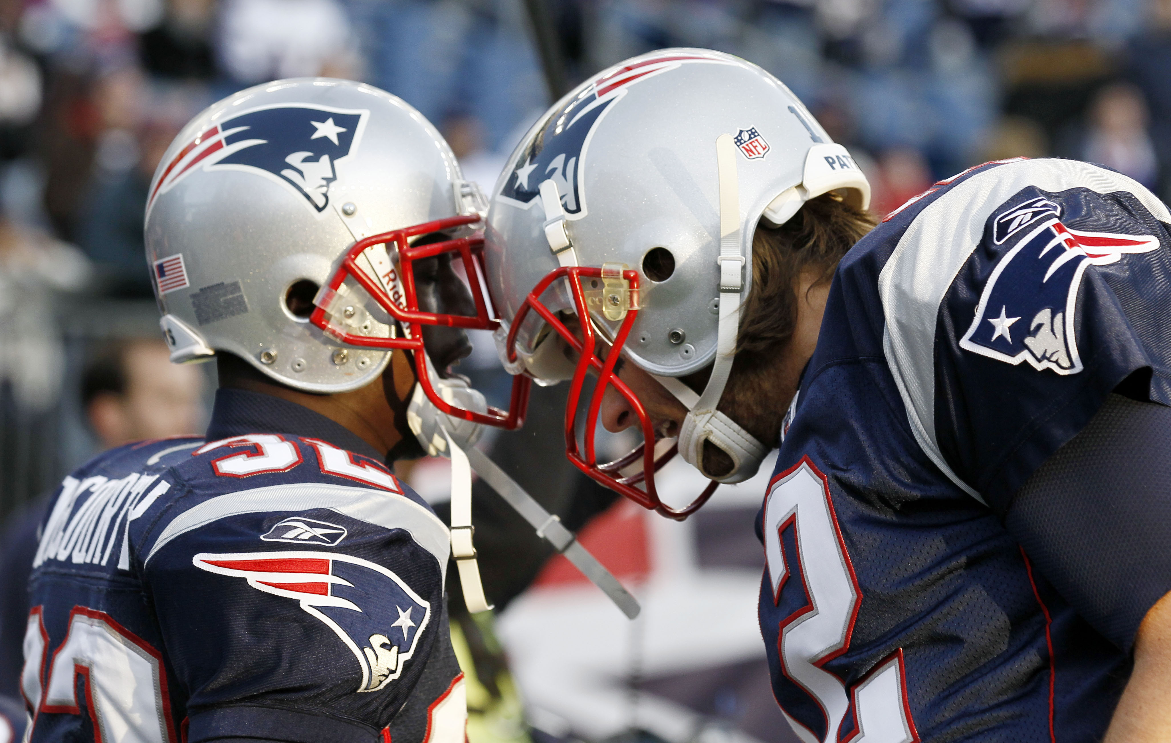 Patriots show ultimate respect for Devin McCourty, Matthew Slater