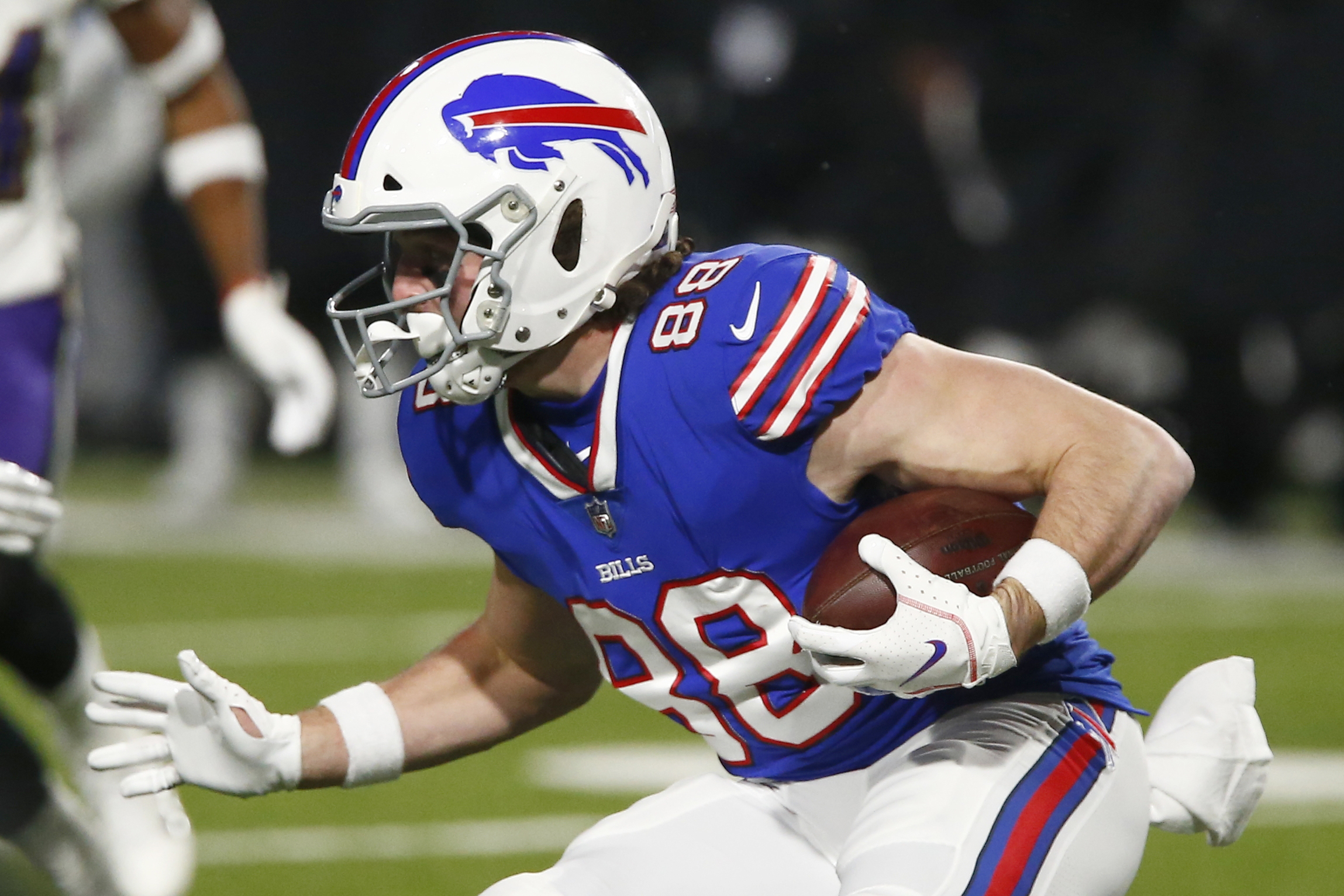 AFC East Roundup: Know When to Hold 'Em - Buffalo Rumblings