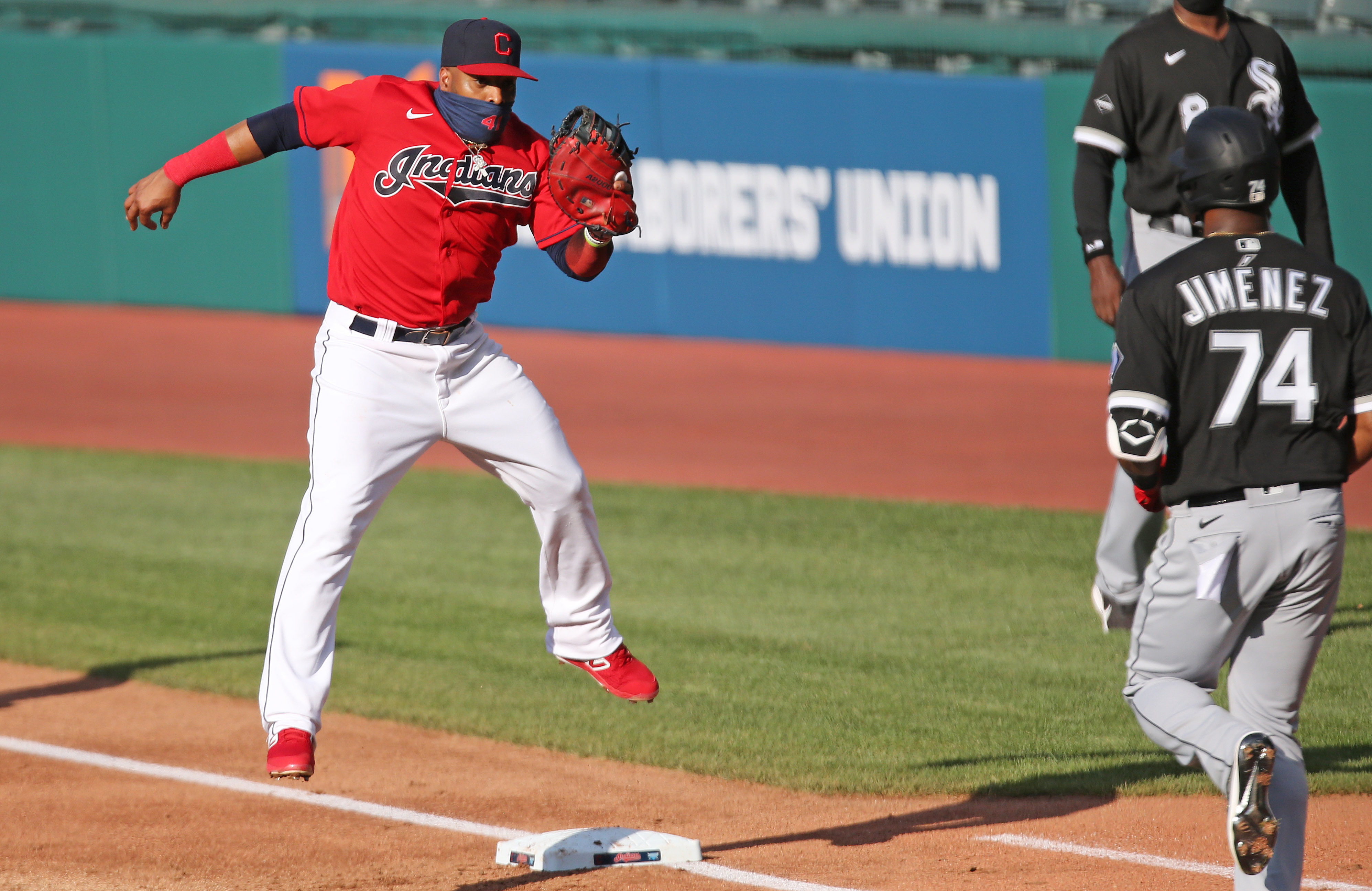 Bieber's Ks in opener recall 1960 game: Bell fans 12 as Rocky Colavito is  traded 