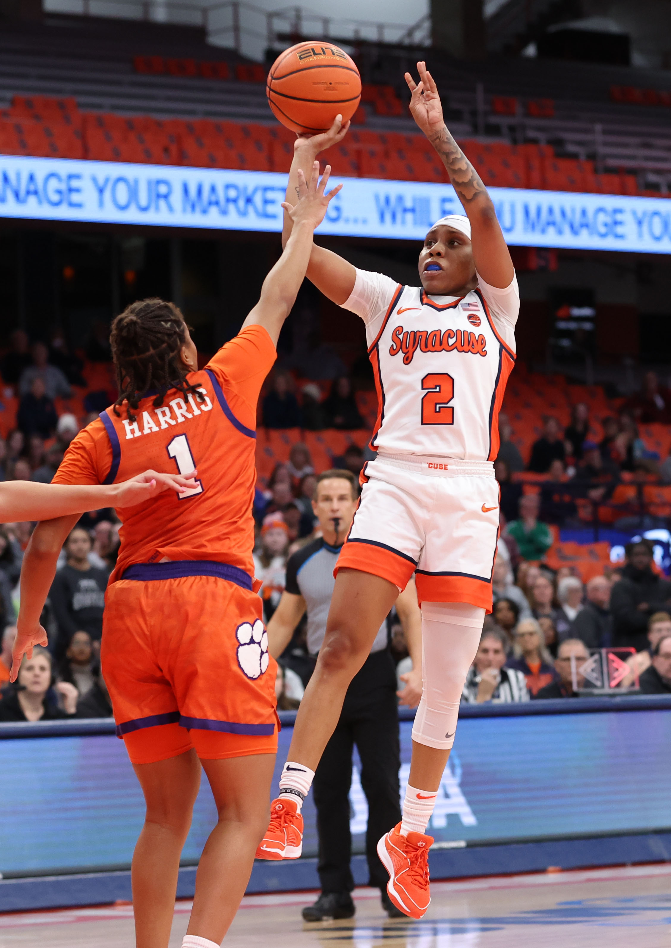 Syracuse women's basketball star Dyaisha Fair becomes 16th player with  3,000 career points in NCAA history - syracuse.com