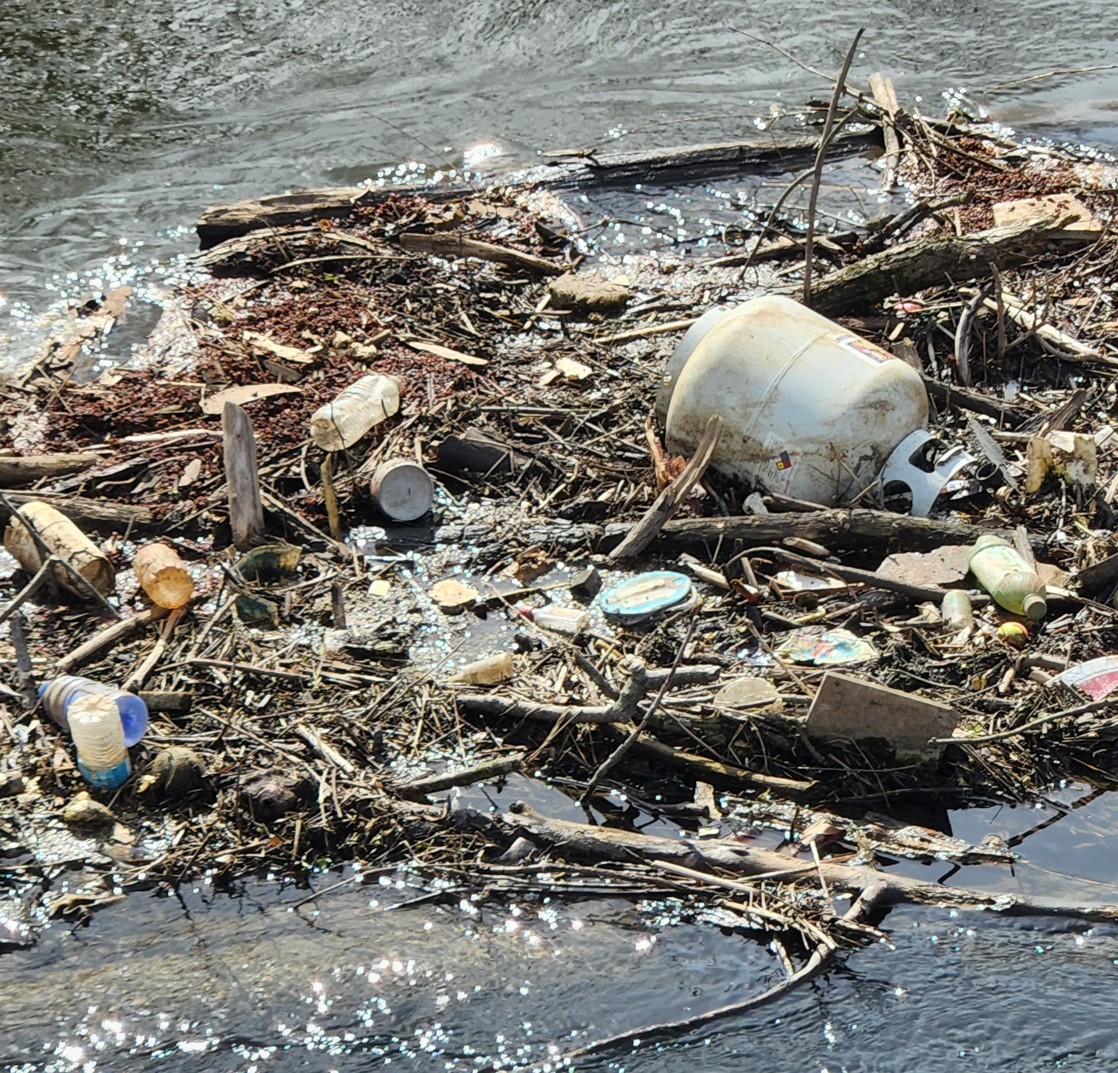 Kalamazoo River cleanup canceled because of safety concerns tied to