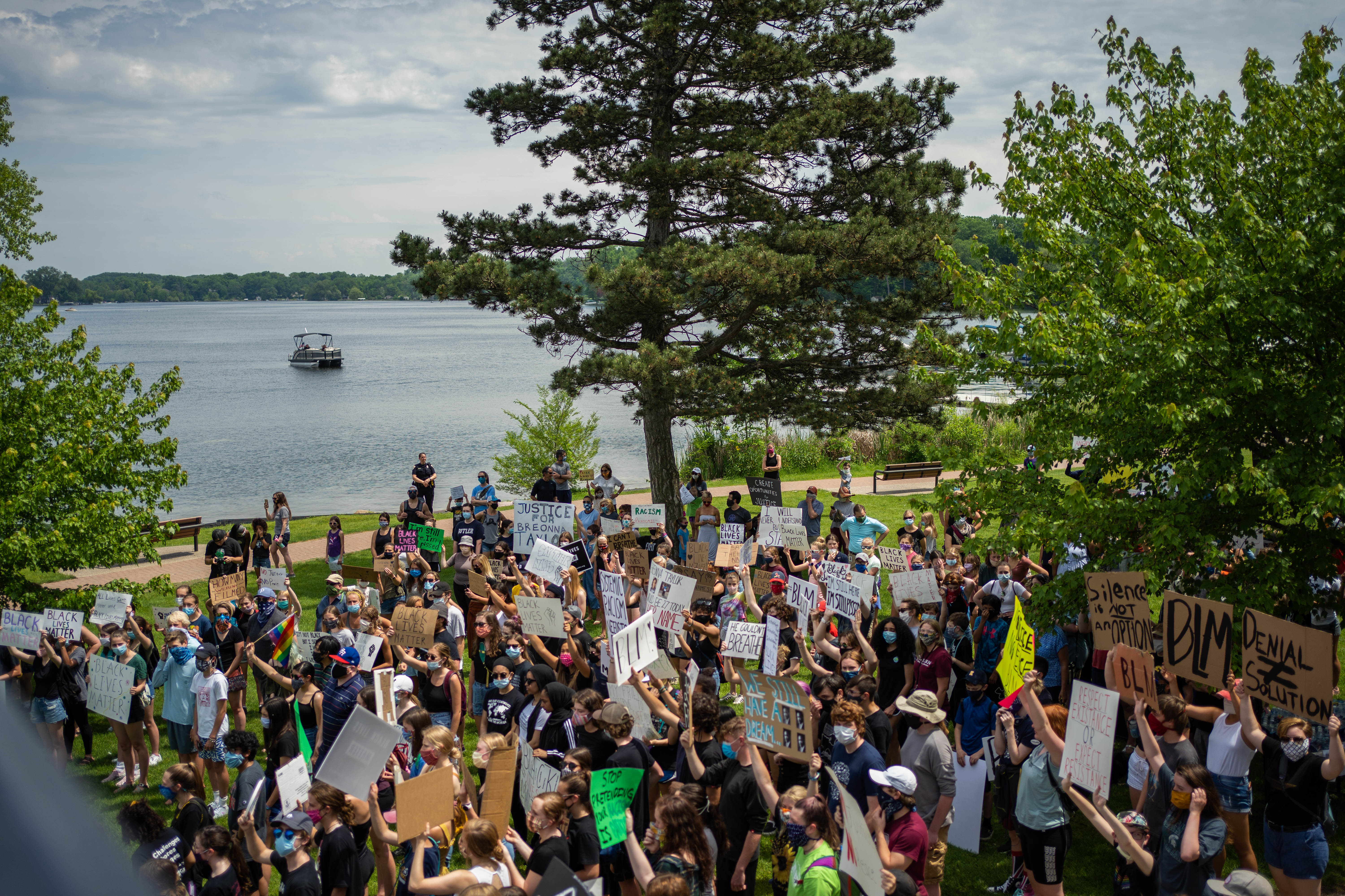 Grand Rapids area students protest police brutality - mlive.com