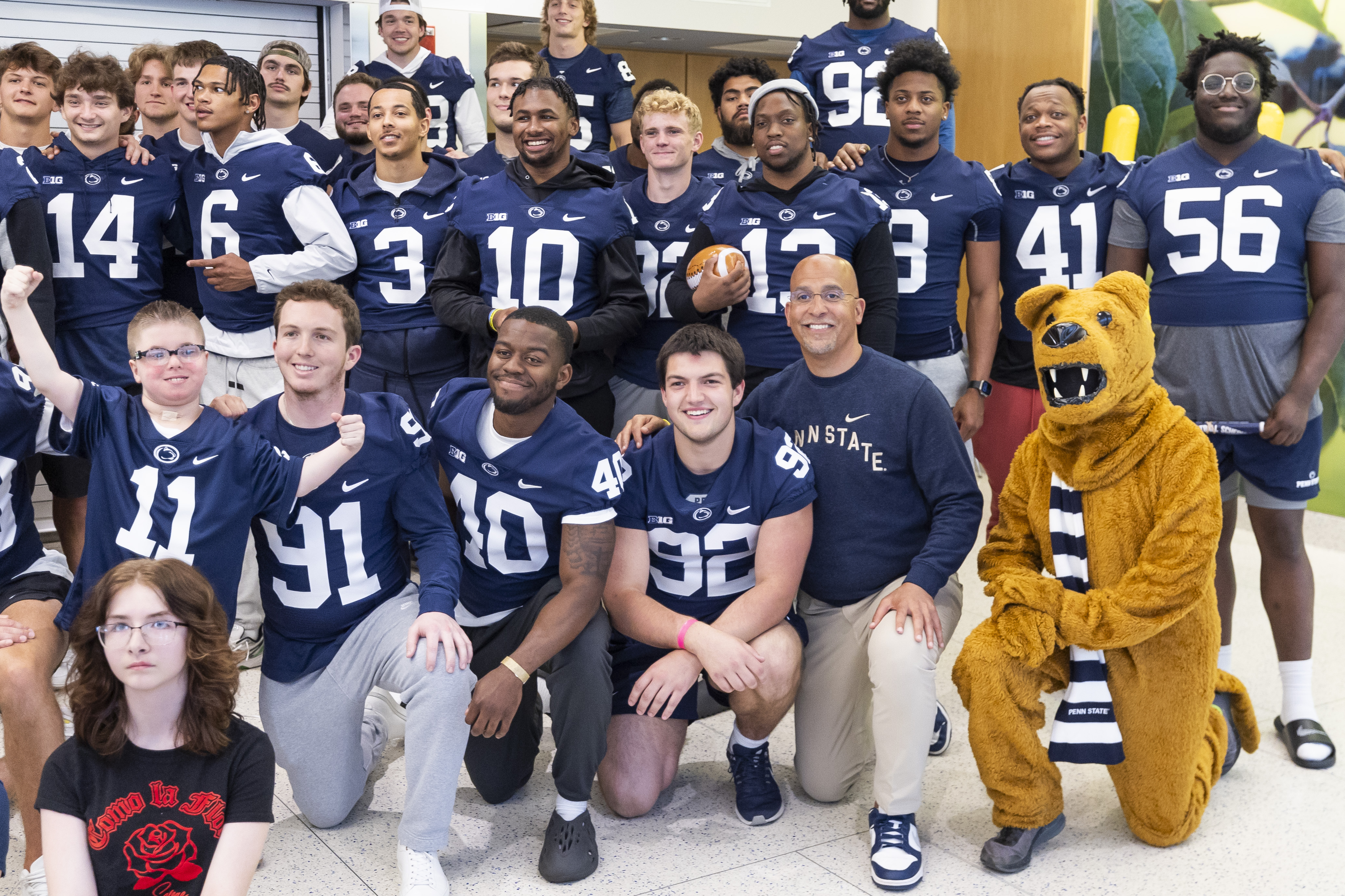 Penn State football team visits Penn State Health Children's Hospital ...