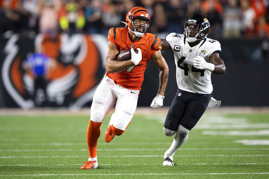 C.J. Uzomah's best NFL game powers Bengals 