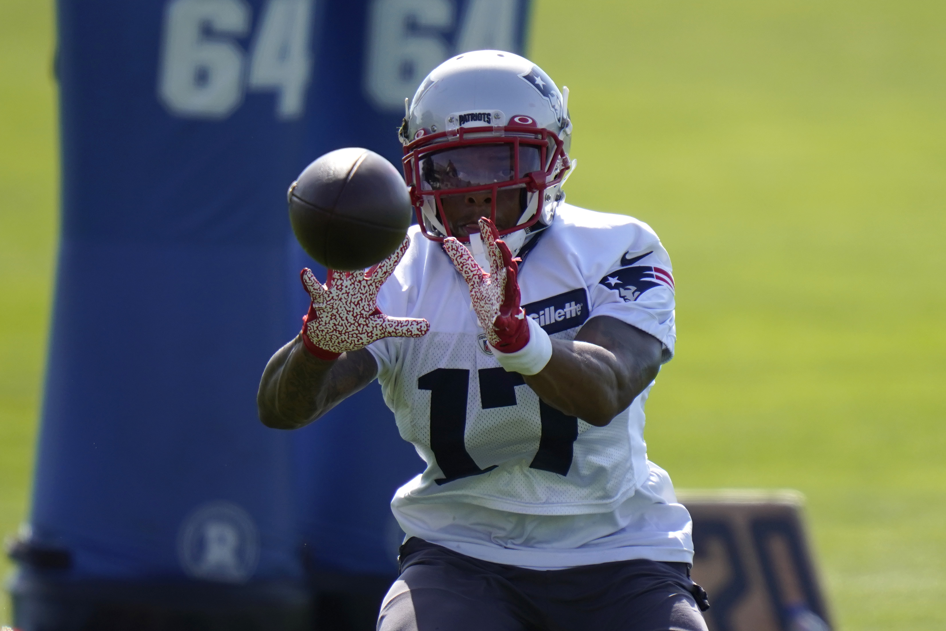 Harry's improvements stem from Patriots practice