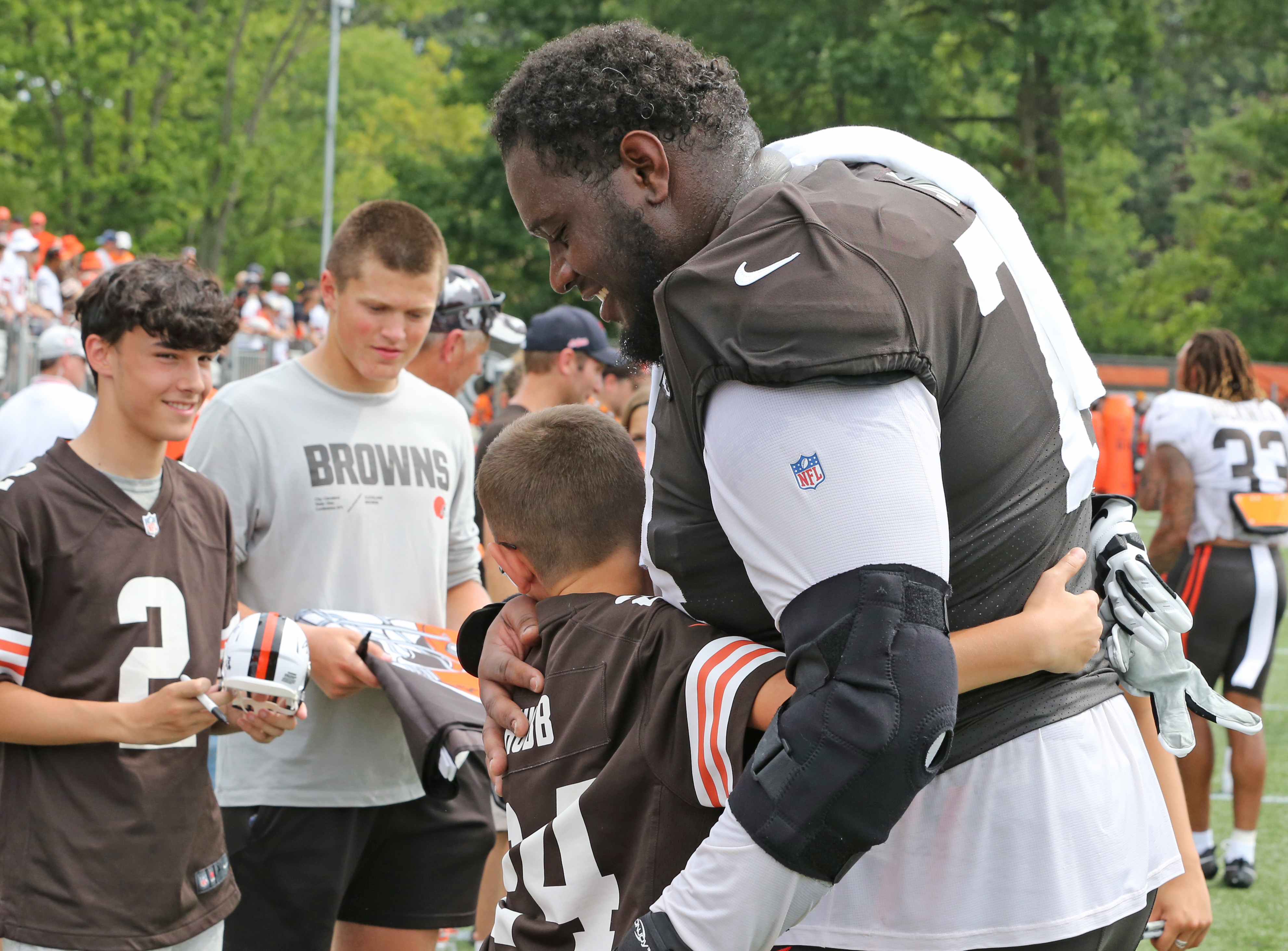 Dawand Jones was dominant in Cleveland Browns preseason debut