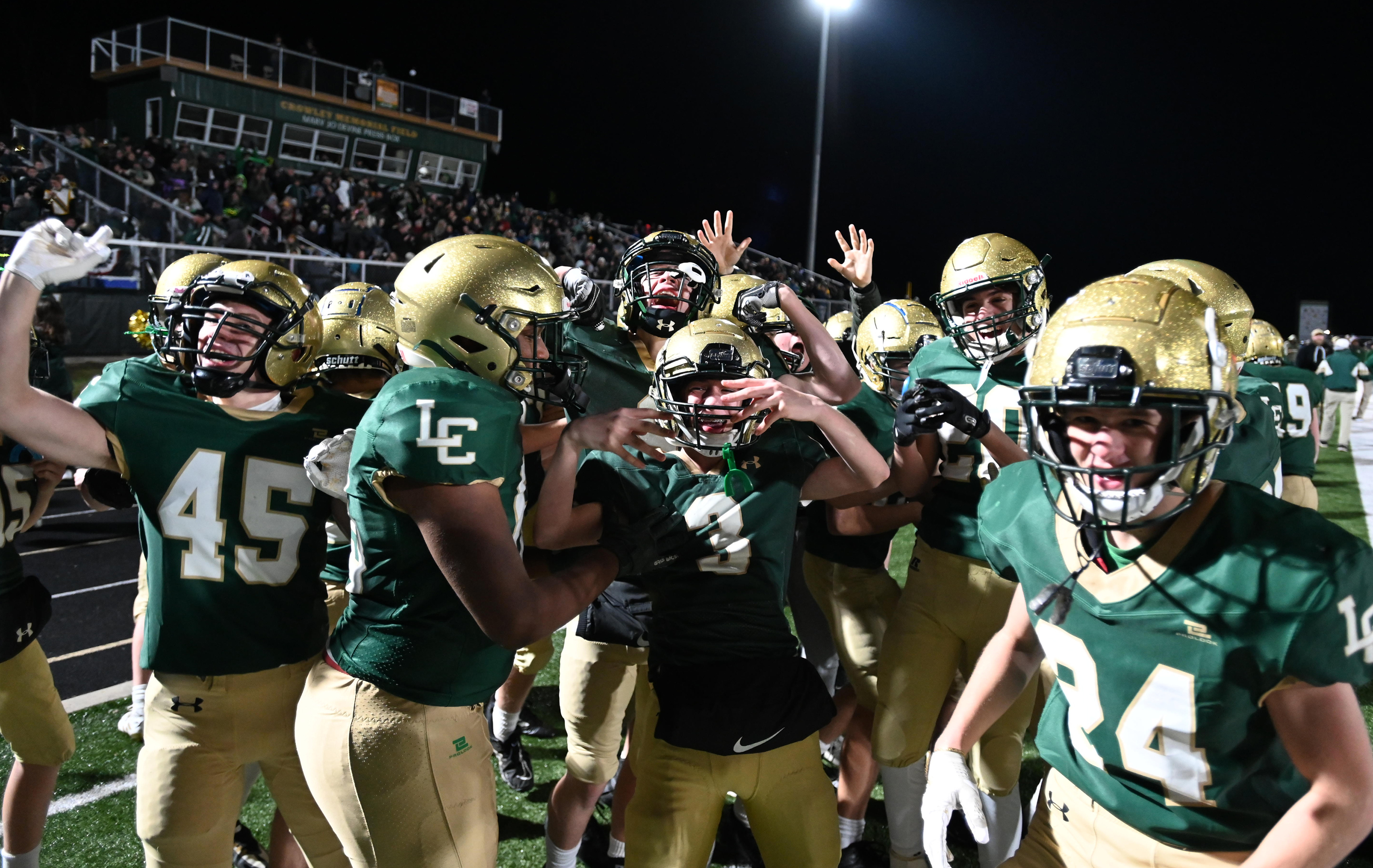 Northern California high school football rankings: St. Mary's jumps to No.  3 after convincing 45-35 win over De La Salle