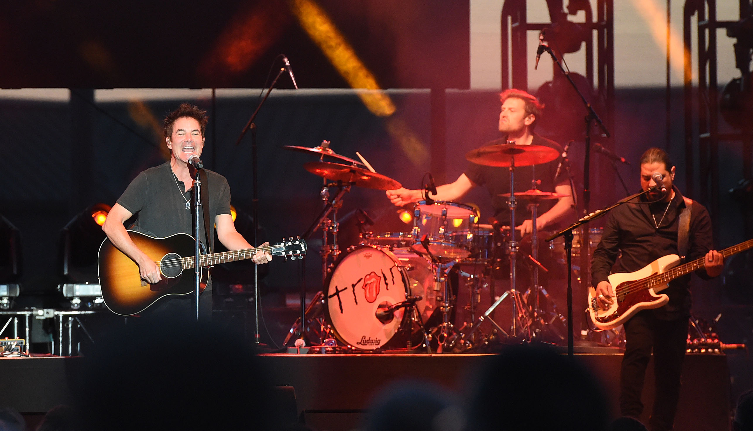 TRAIN wows the crowd at Chevy Park Stage (photos)