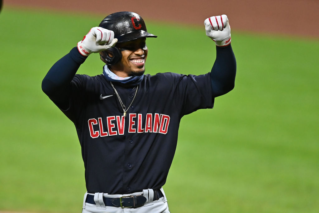 Cleveland Indians stun Rangers, 9-6, on 9th inning Francisco Lindor grand  slam - Covering the Corner