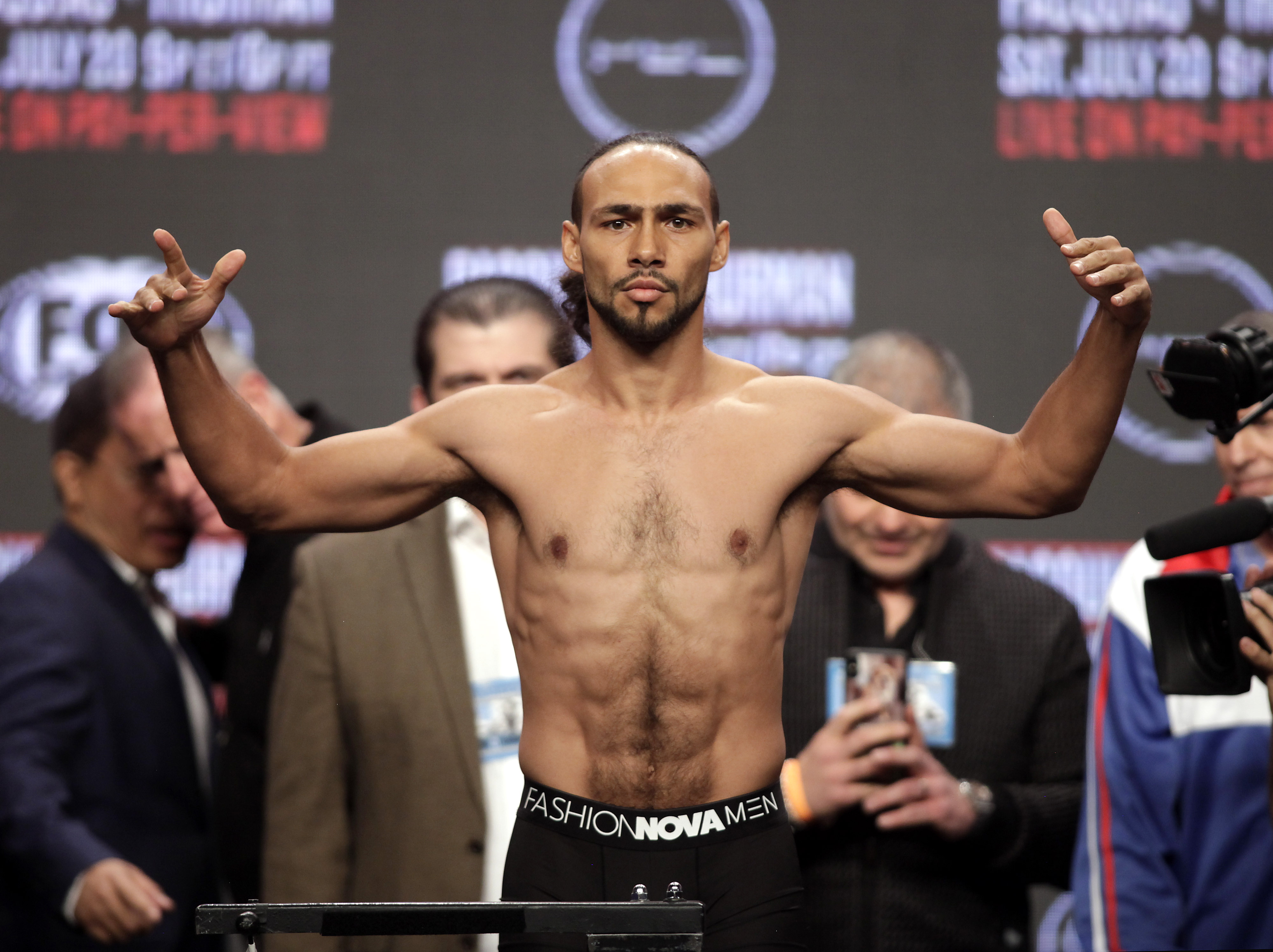 Keith Thurman vs Mario Barrios live stream How to watch, TV channel, time 