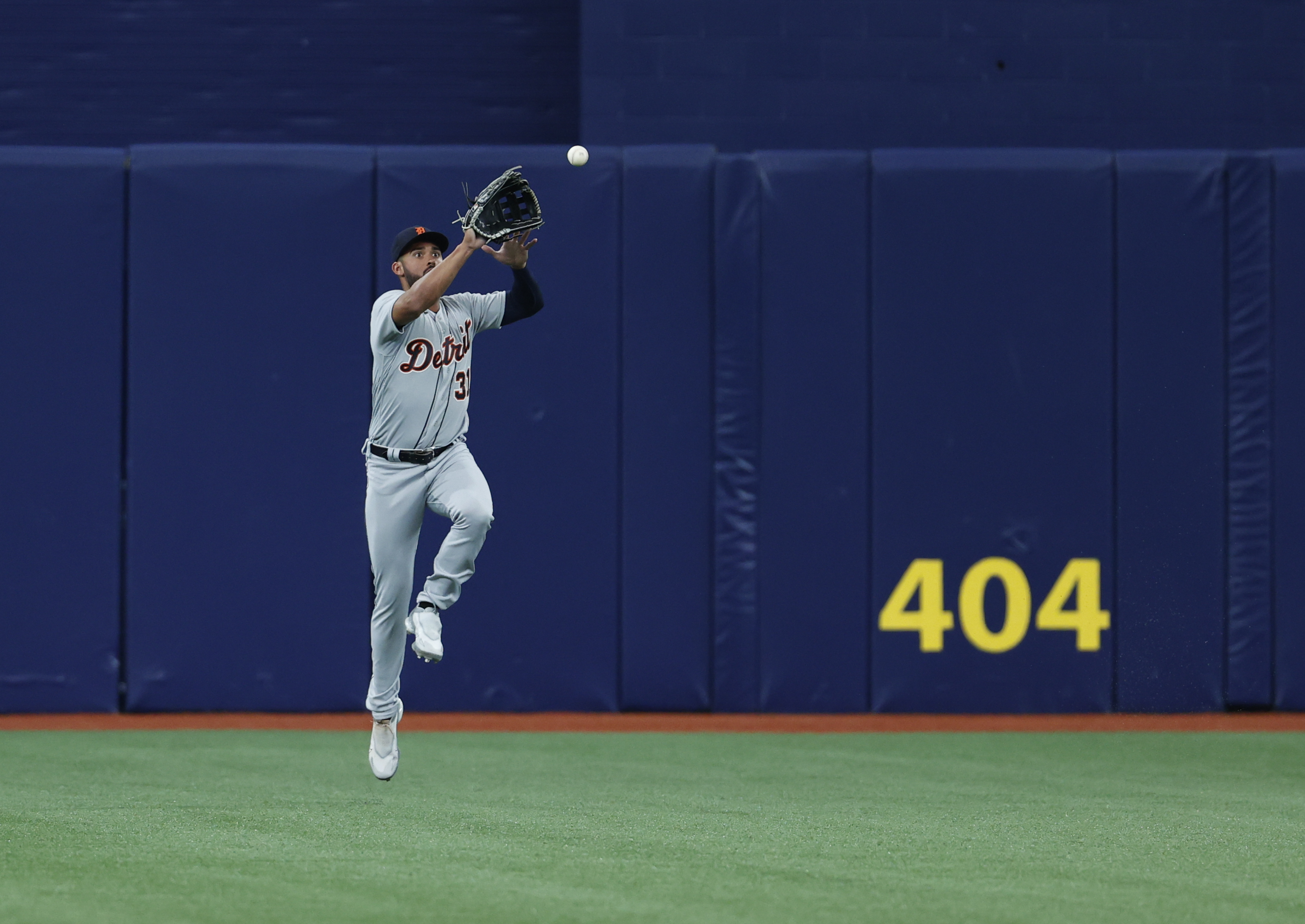 How to Watch Houston Astros vs Chicago White Sox Online: 2023 MLB Opening  Day Free Live Stream, TV Channel and Time