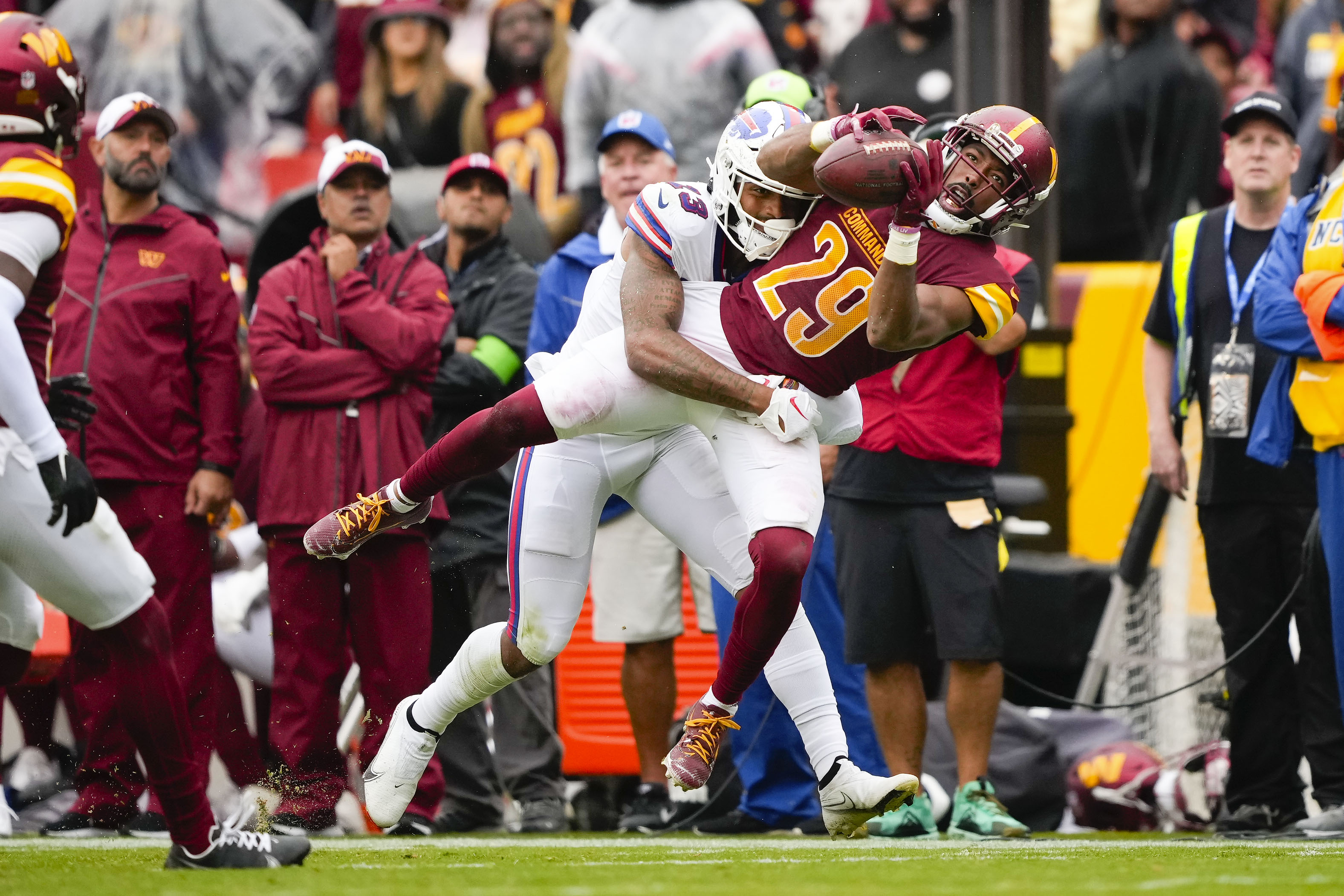 Josh Allen throws for a TD, runs for another as the Bills rout the  Commanders 37-3