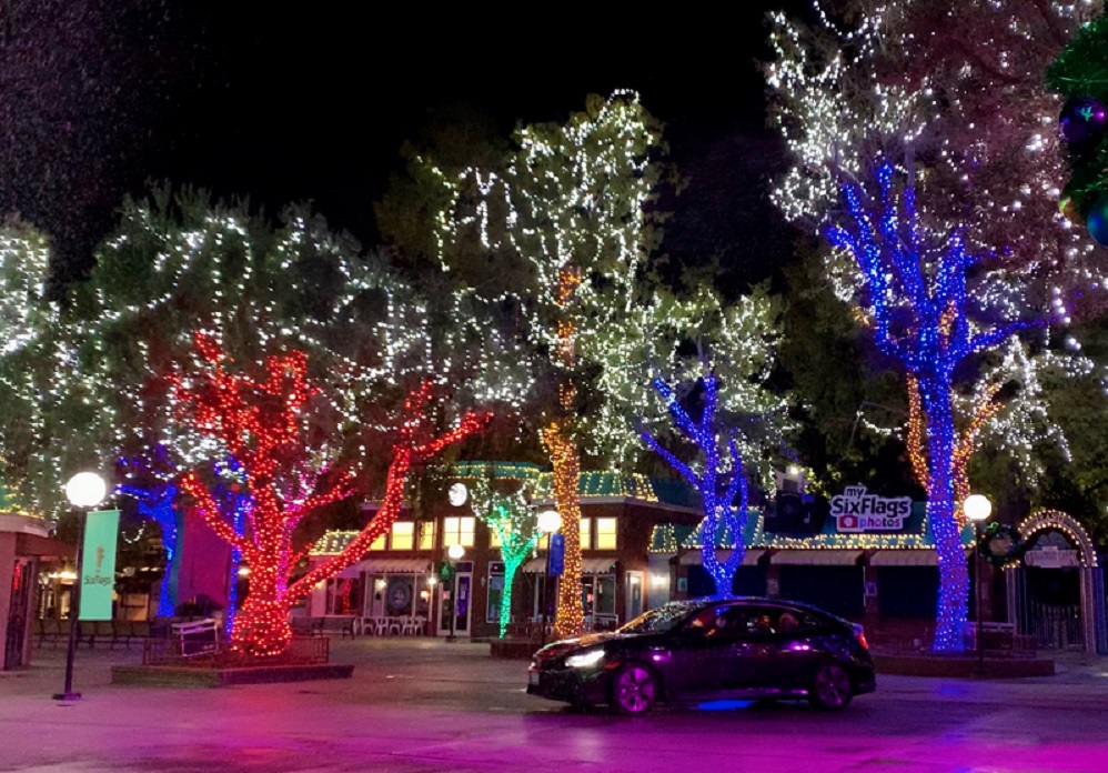 Holiday in the Park Drive-Thru Experience