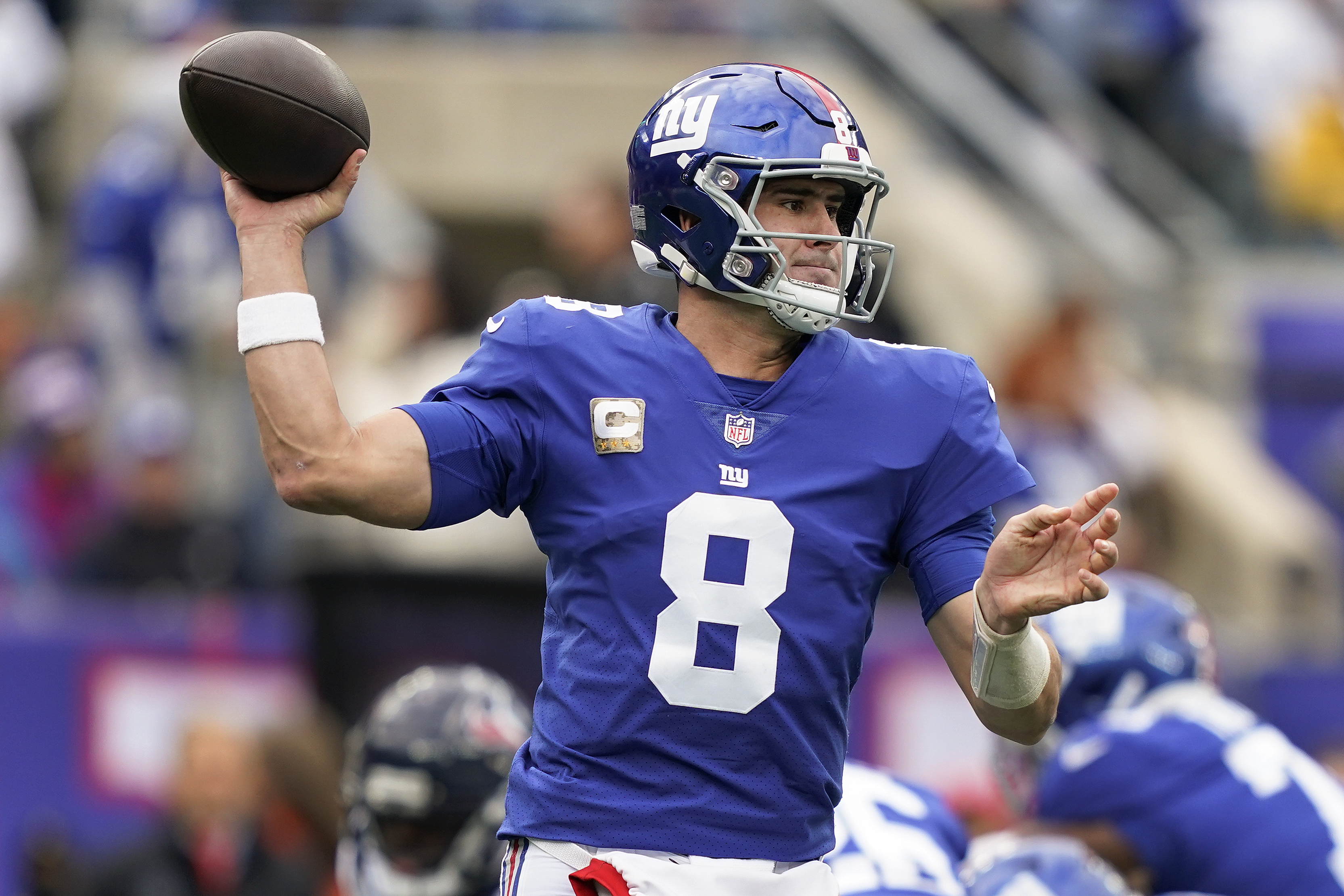 Daniel Jones contract rumors: Giants QB seeks 'as much as $45 million per  year' after agent switch