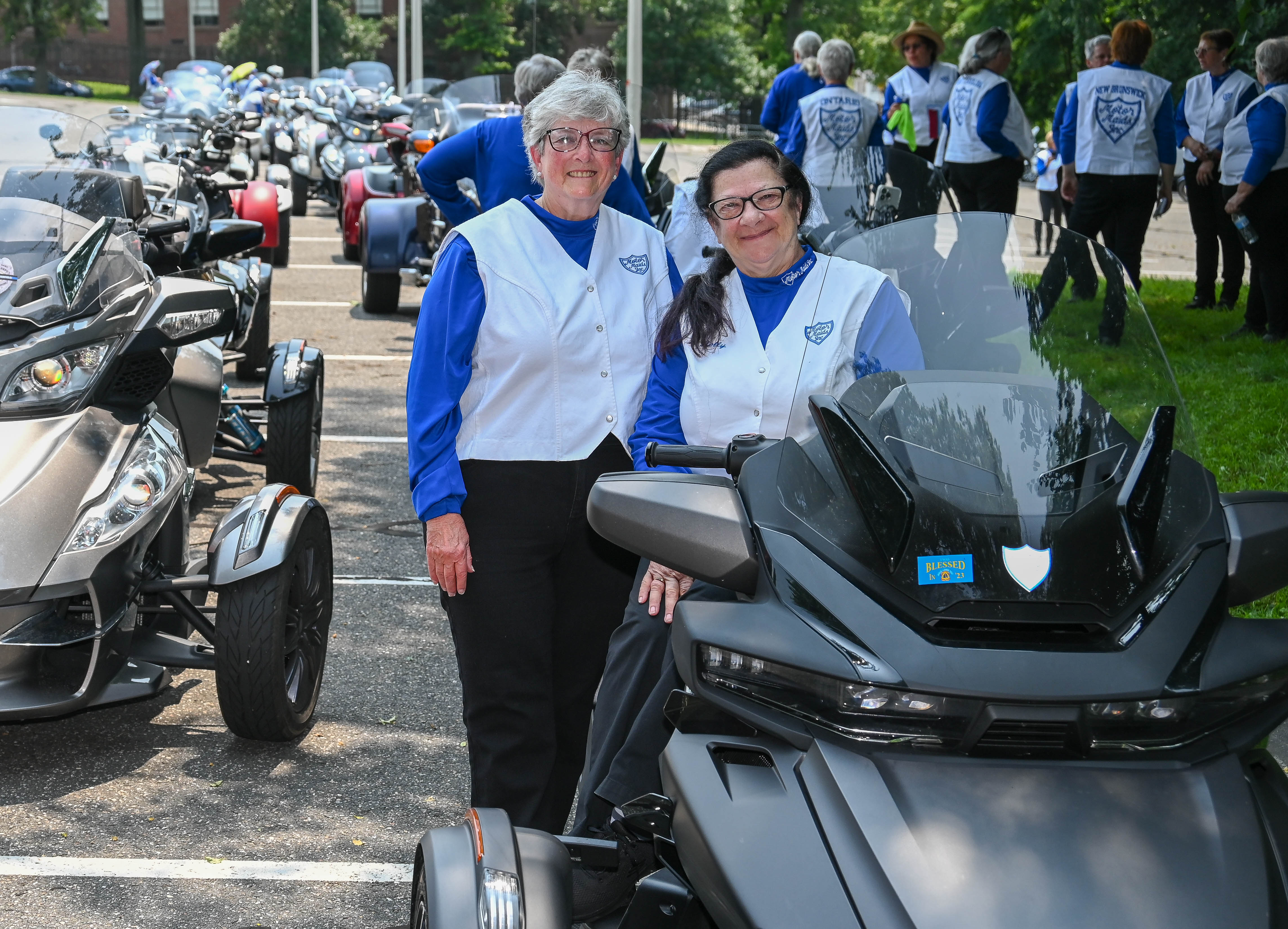 Motor Maids ride into Western Mass for a cycle convention