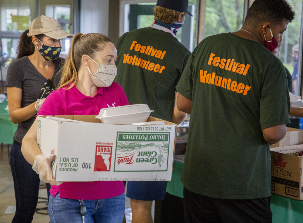Lisburn fire company's annual Olde Time Festival feeds thousands